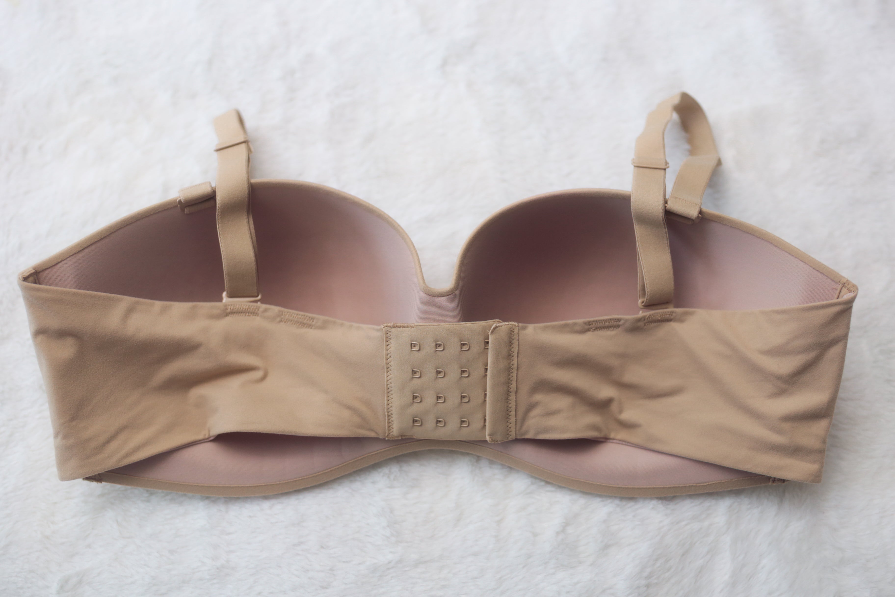 Soma 40D Enbliss Stay Put Strapless Convertible Wireless T-shirt Bra Beige