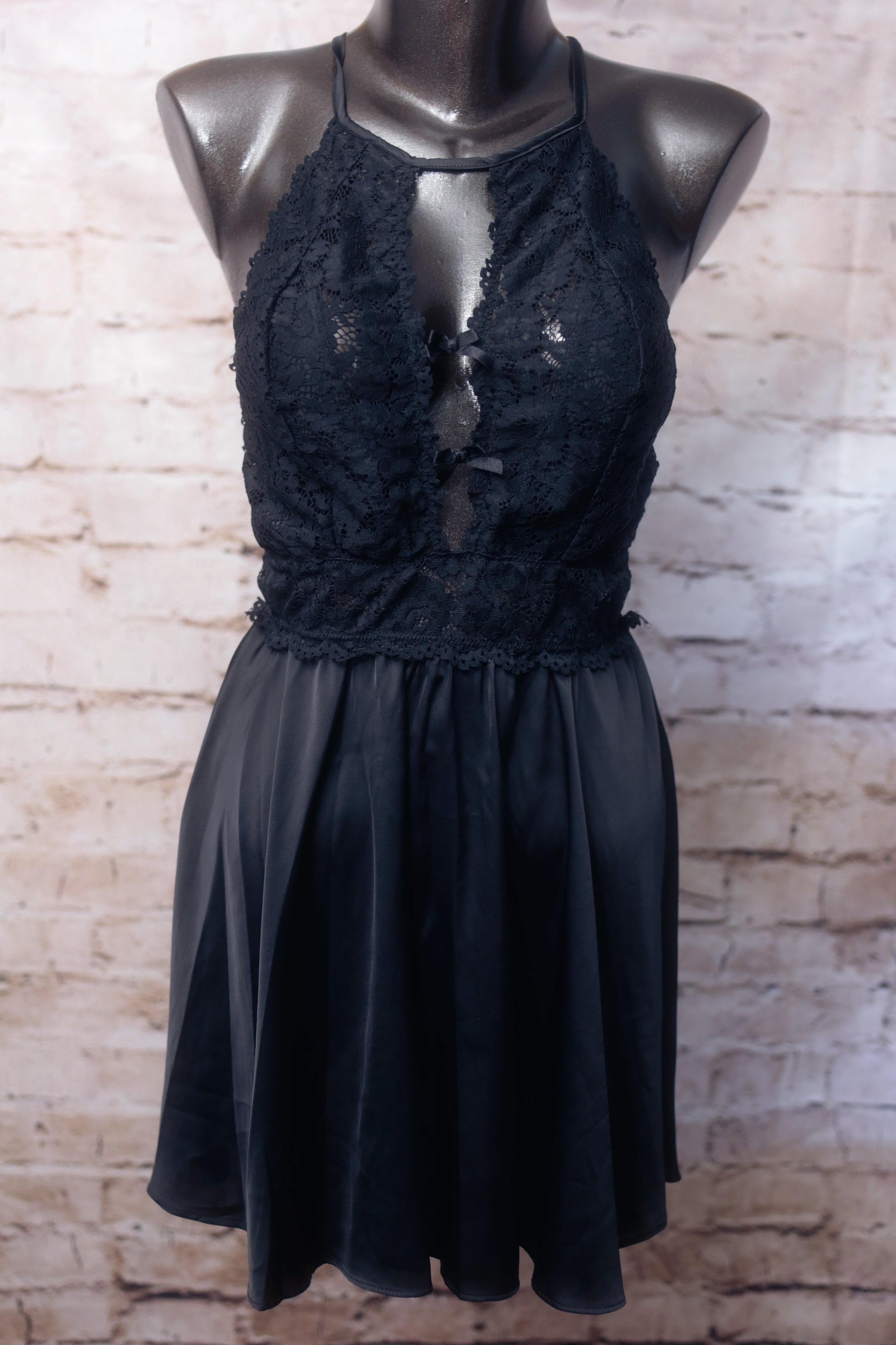 SeductiveWear by Cinema Etoile Halter Chemise Babydoll Lingerie Medium Black Satin and Lace