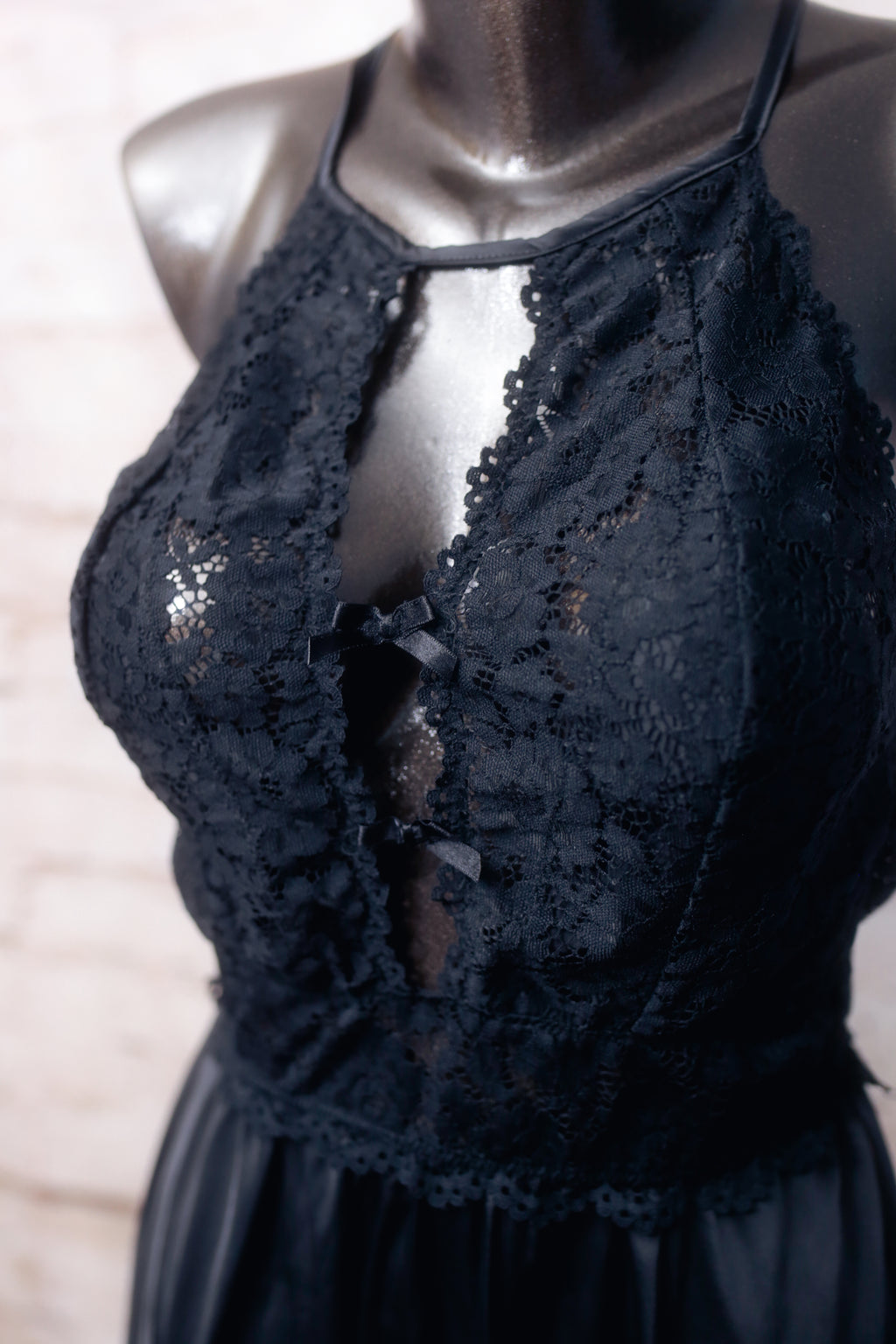 SeductiveWear by Cinema Etoile Halter Chemise Babydoll Lingerie Medium Black Satin and Lace