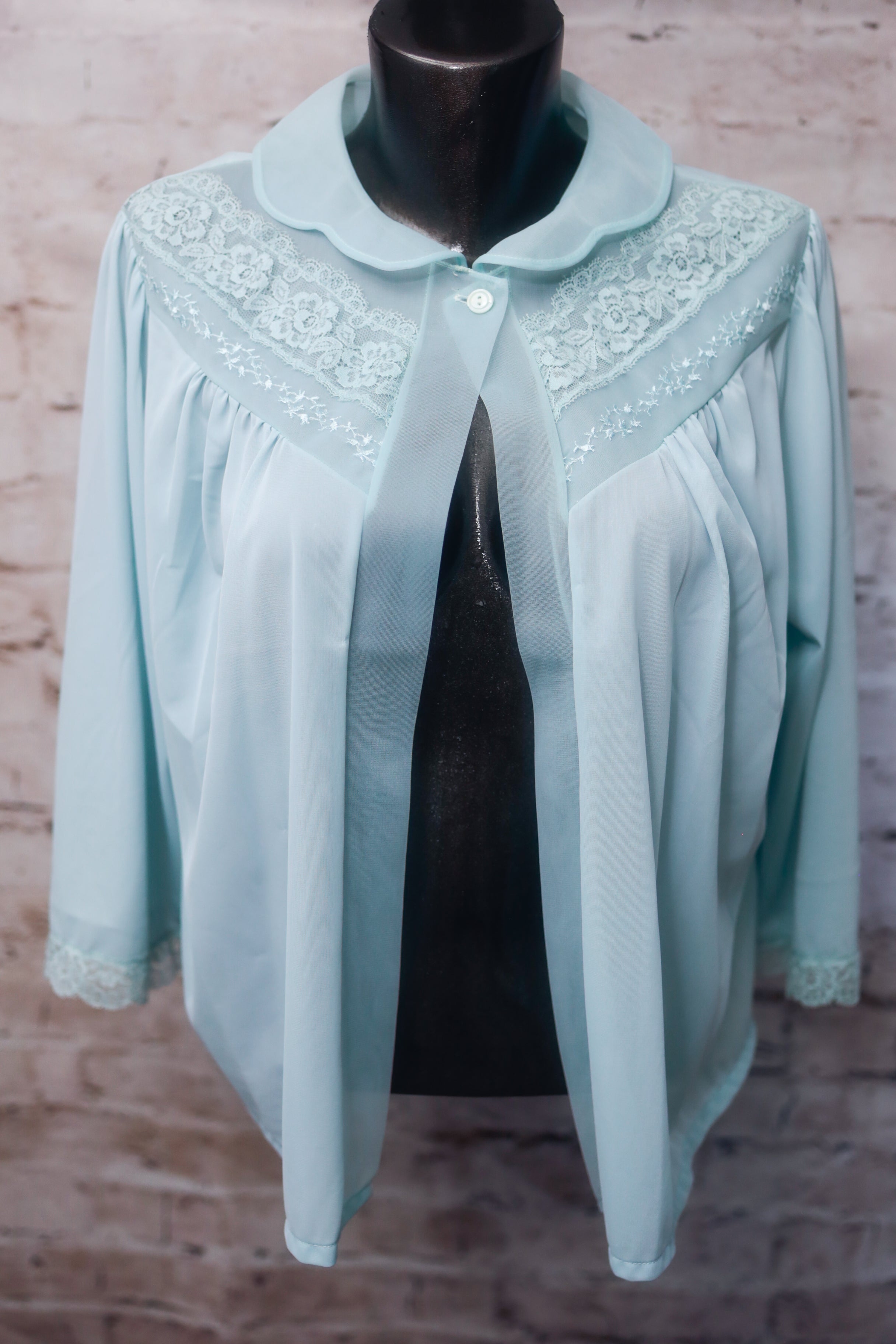 Lorraine Vintage Baby Blue Peignoir Chemise Lingerie Medium