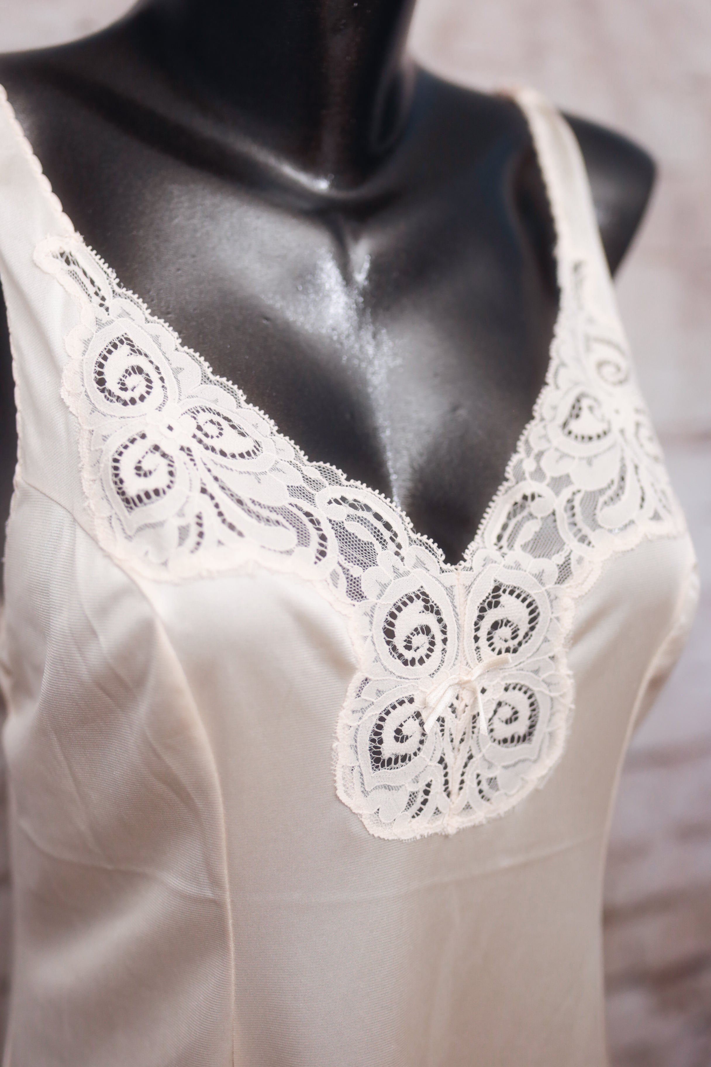 Bali Vintage Full Slip Nightgown Pink Satin and Lace Size 34