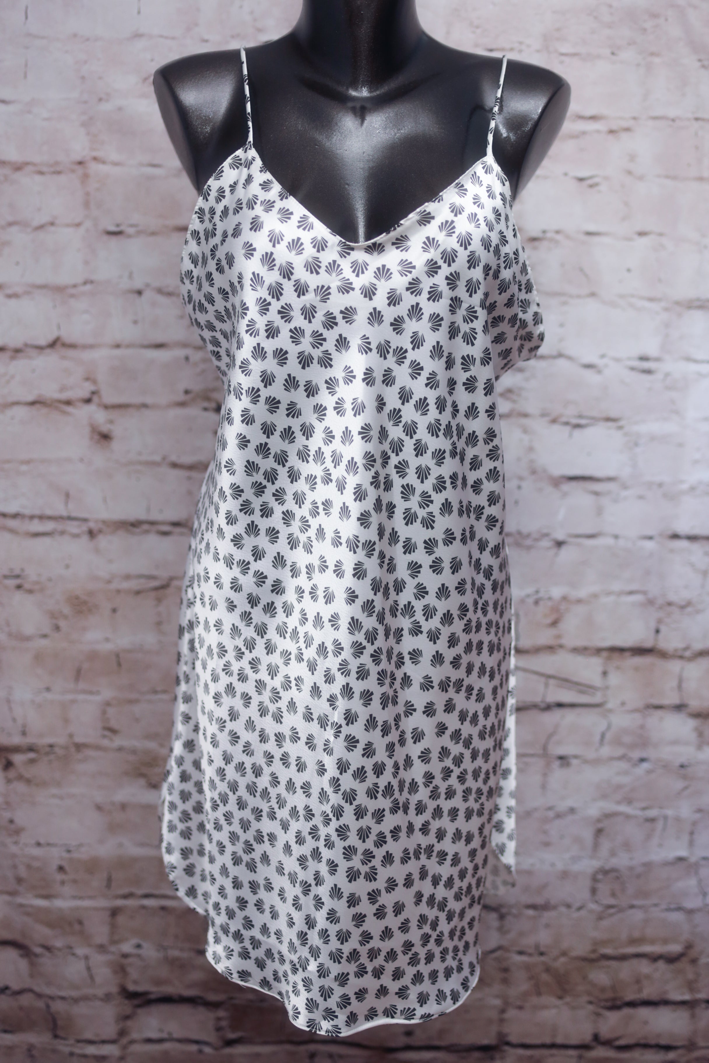 Henson Kickernick Vintage Satin Chemise Babydoll Lingerie Medium