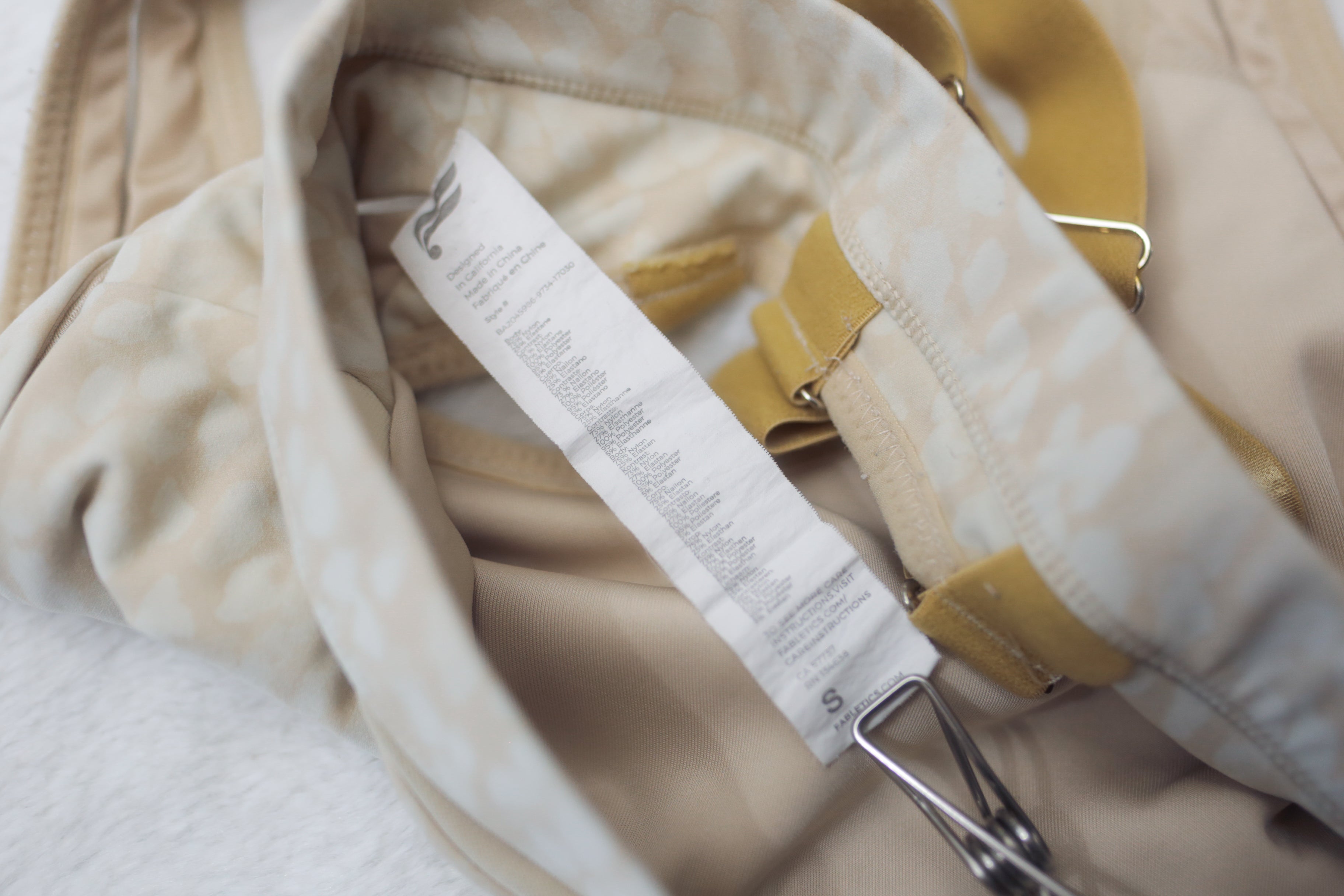 Fabletics Wireless Compression Sports Bra Small Tan