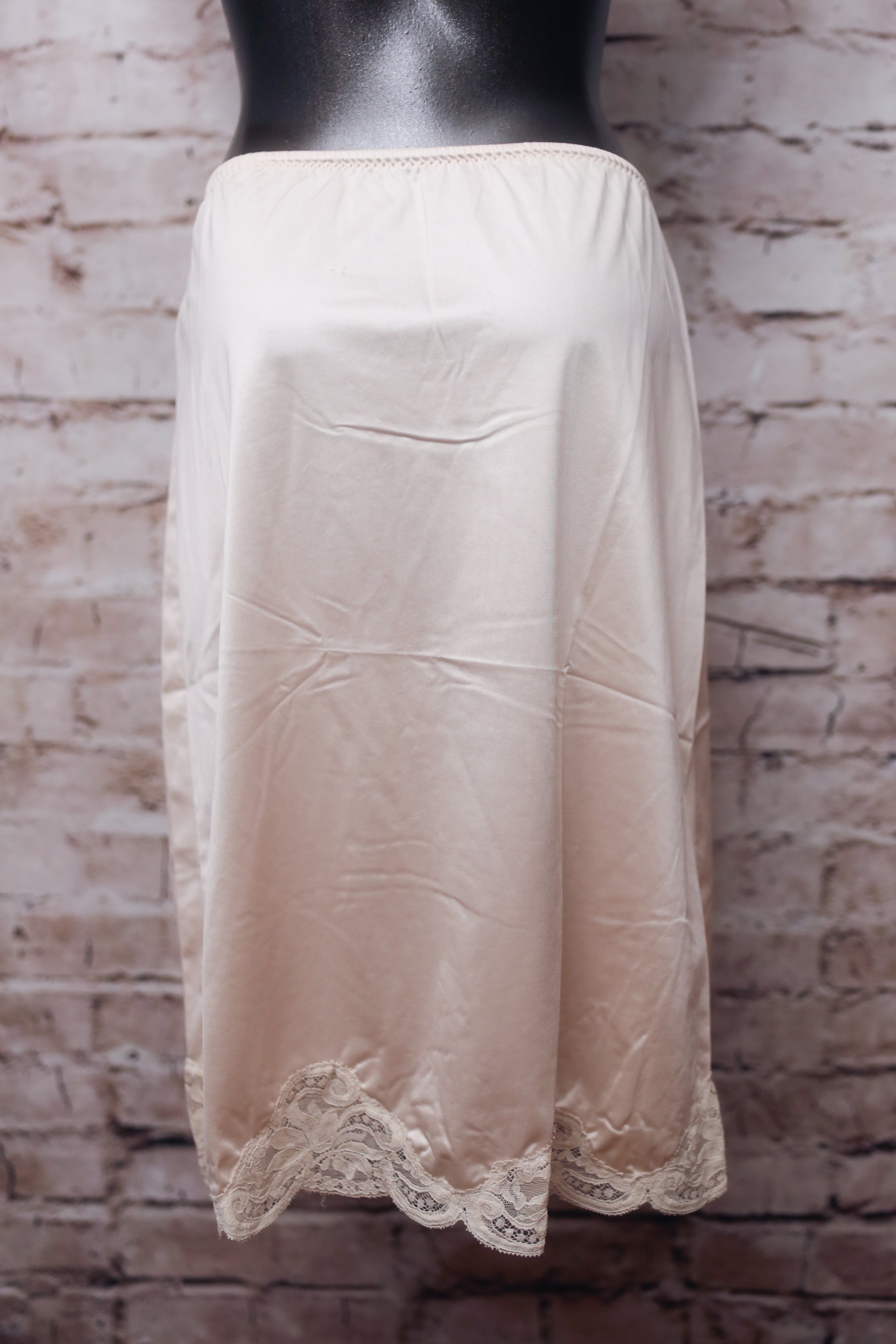 Wonder Maid Vintage Half Slip USA-made Lingerie Small