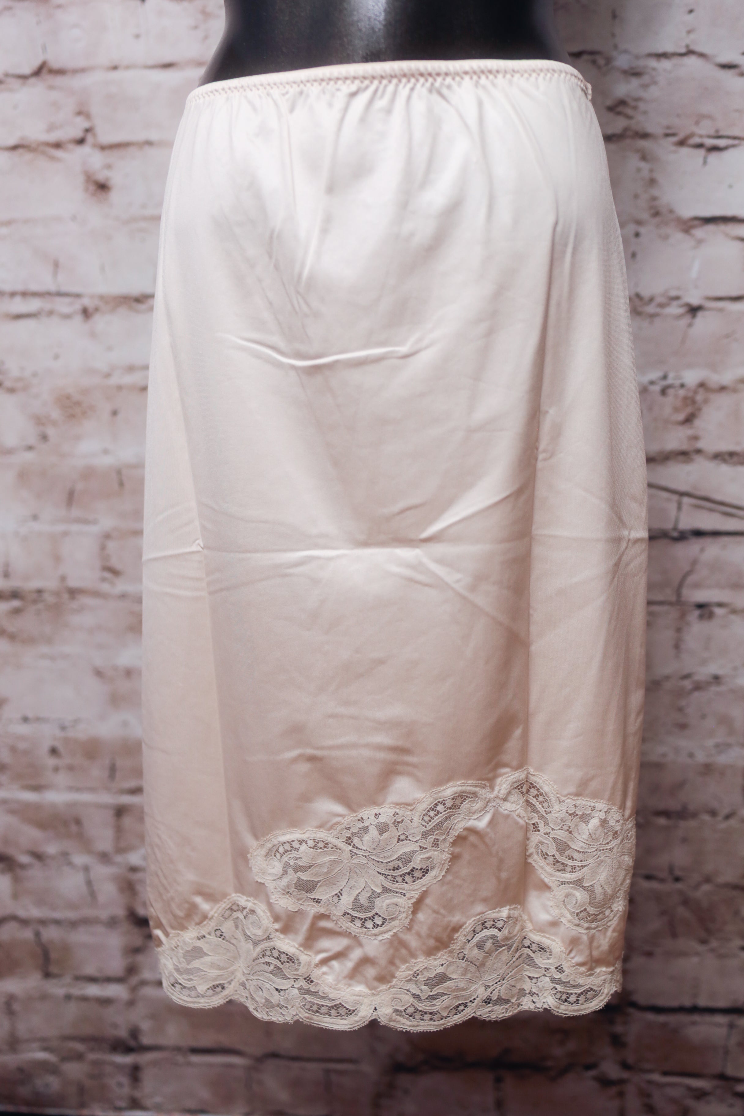 Wonder Maid Vintage Half Slip USA-made Lingerie Small