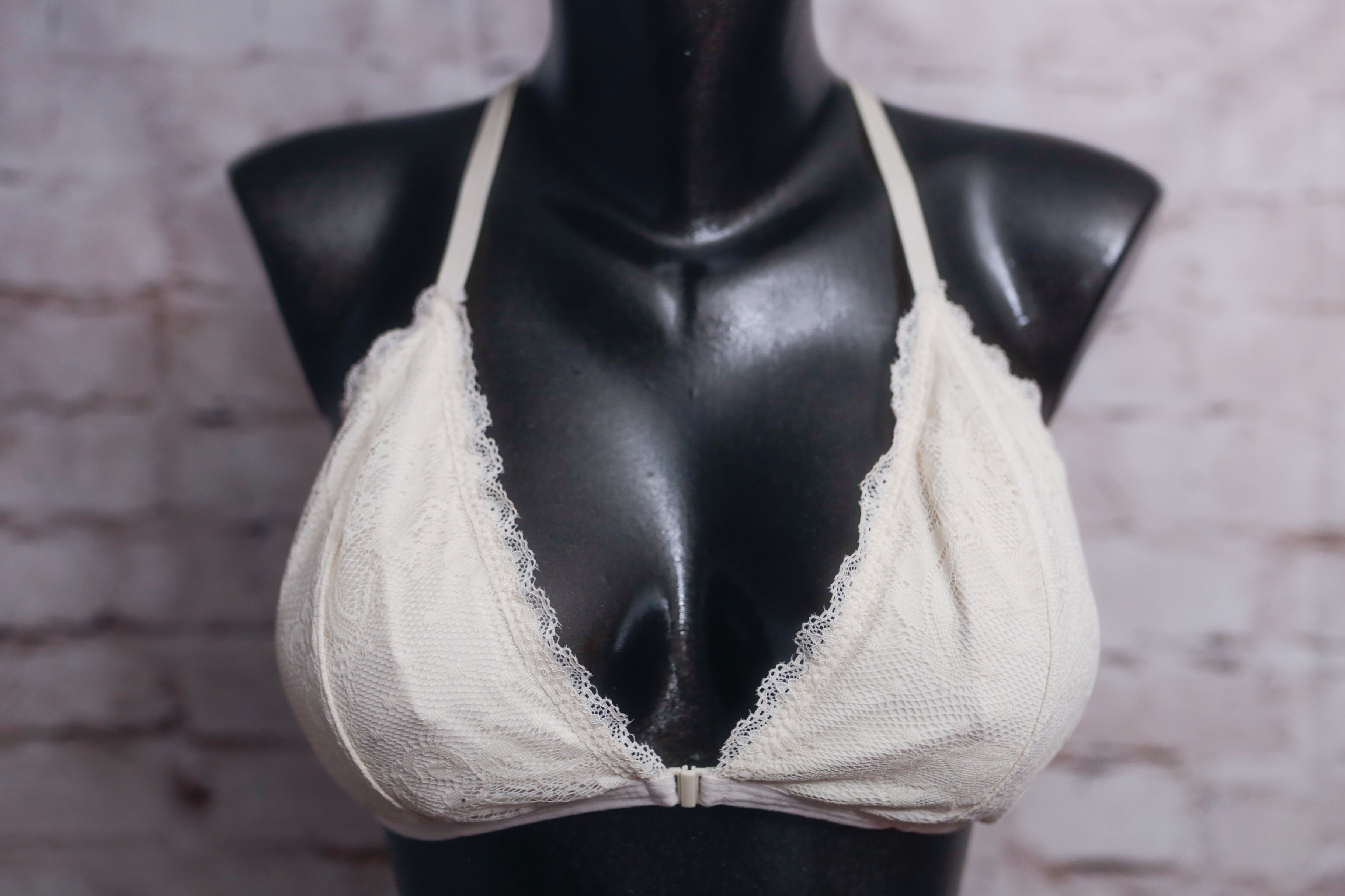 Dip Lined Lace Racerback Bralette Ivory Large