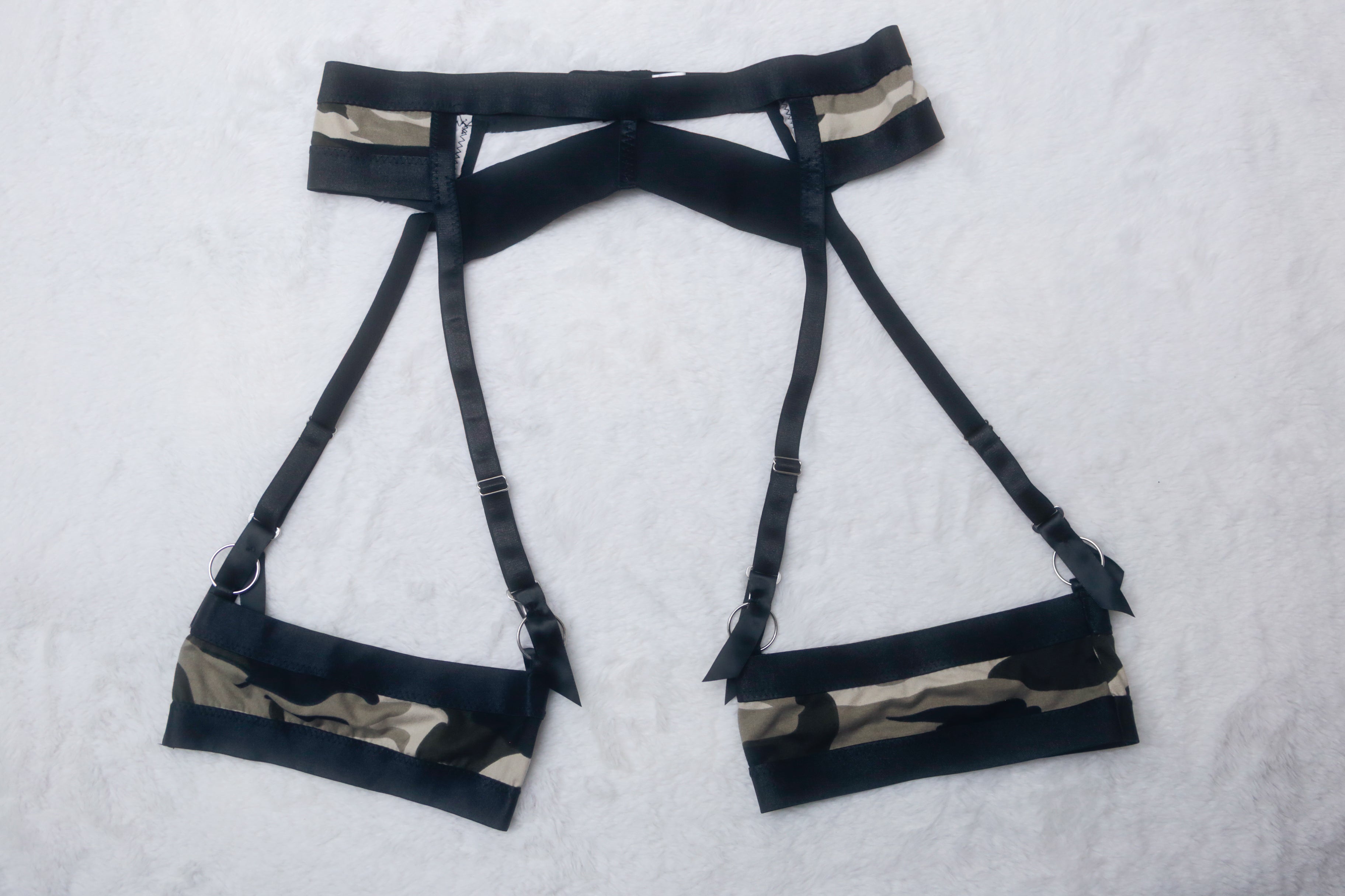 Camo Garter Suspenders Set Large