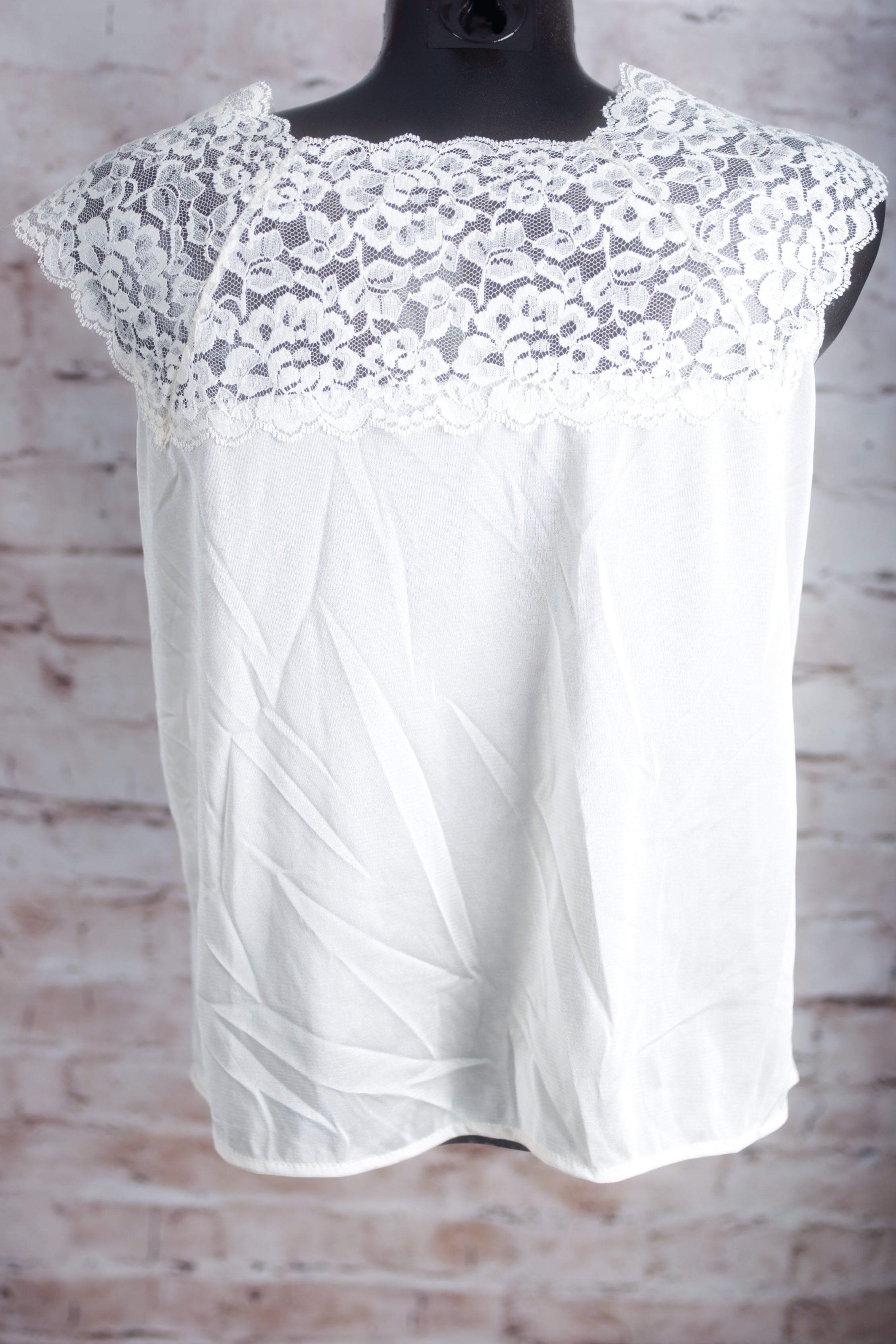 Collections Etc Vintage Camisole Lingerie Size Medium Ivory