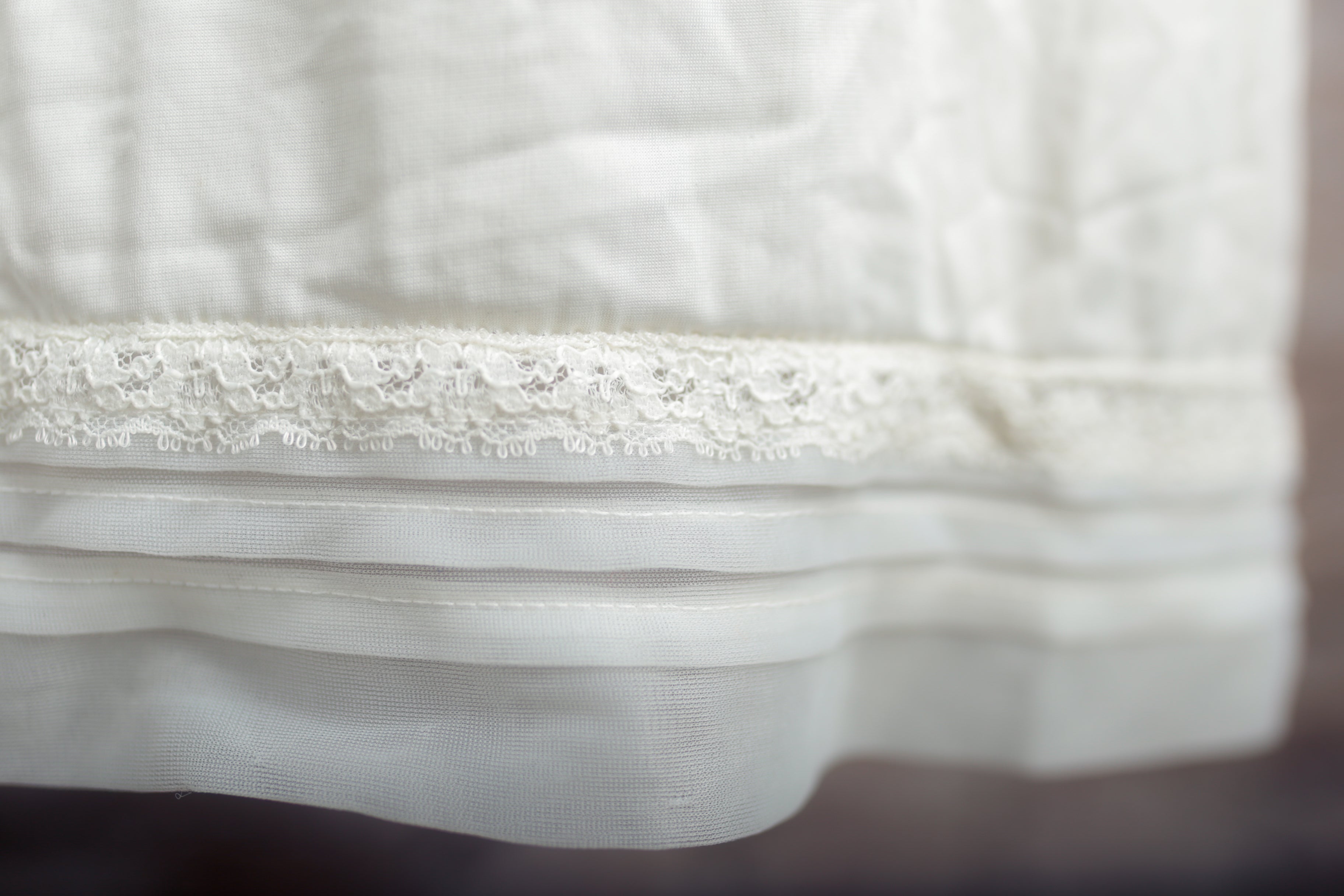 Pinehurst Lingerie Vintage Full Slip USA-made White Size 32 Regular