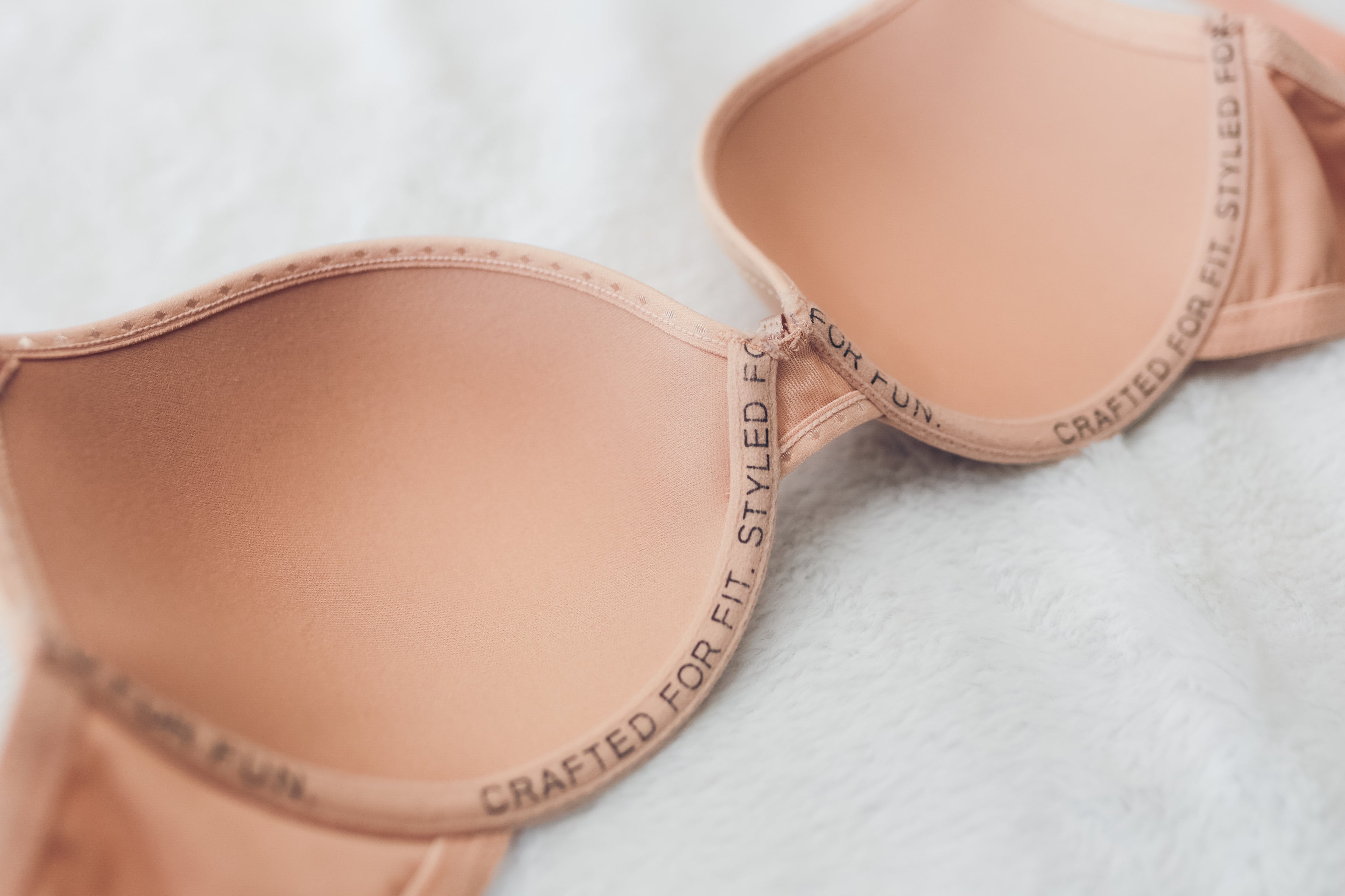 Cleo by Panache 32D Koko Moulded Plunge Underwire Padded T-shirt Bra Nude Caramel