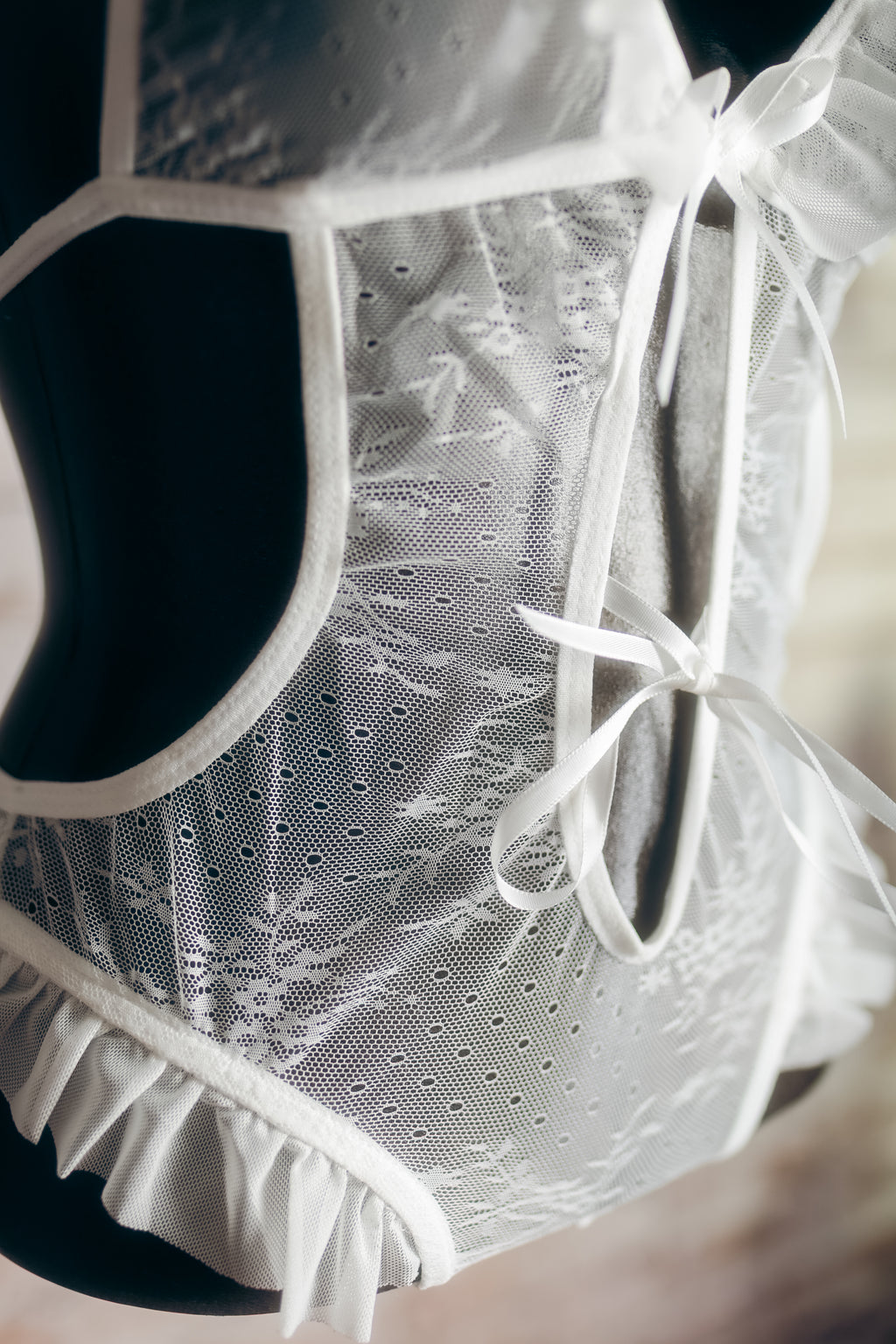 Sheer Mesh and Lace Open-crotch Teddy Bodysuit Lingerie White Medium NEW