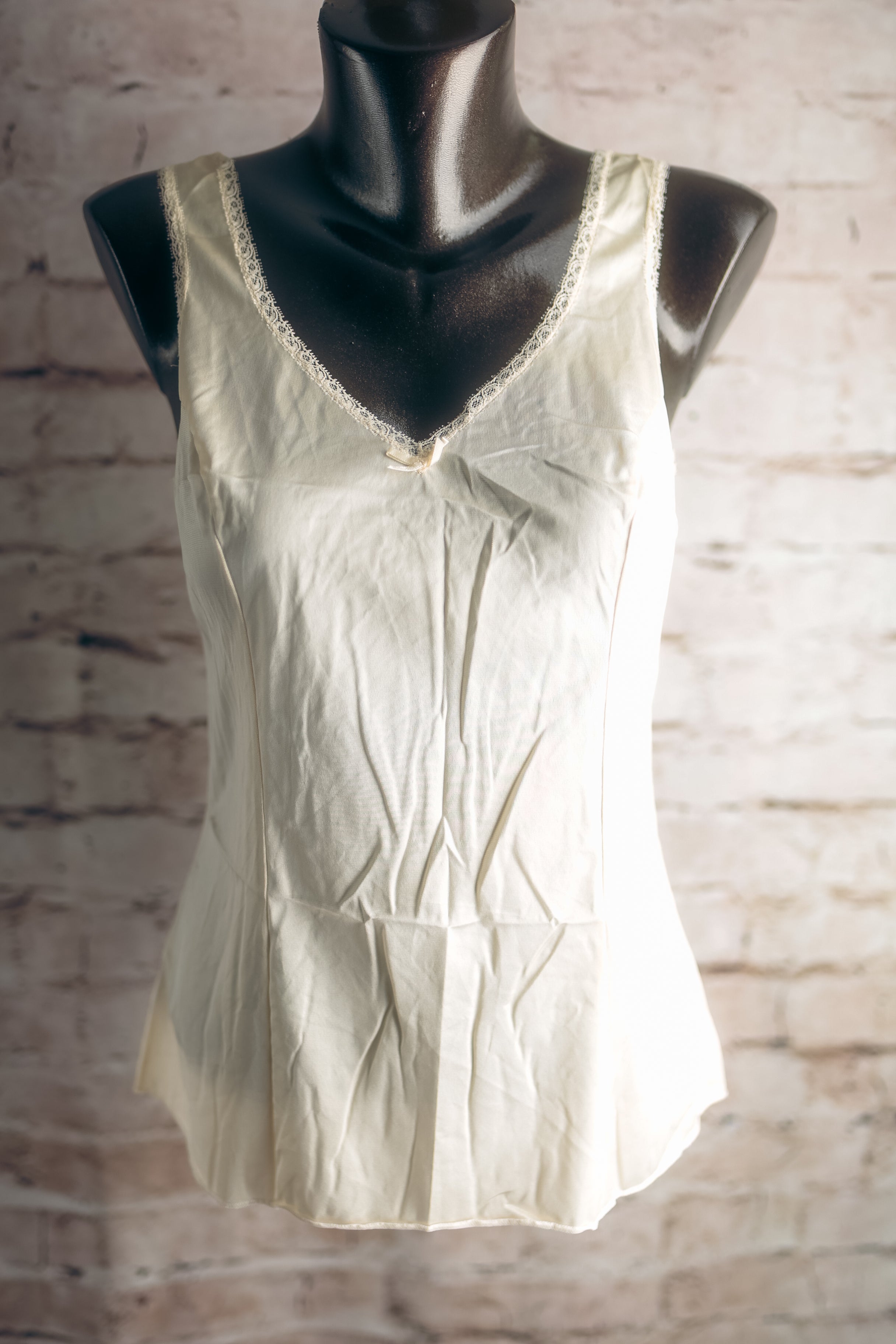 Lorraine Vintage Camisole Size 36 Ivory