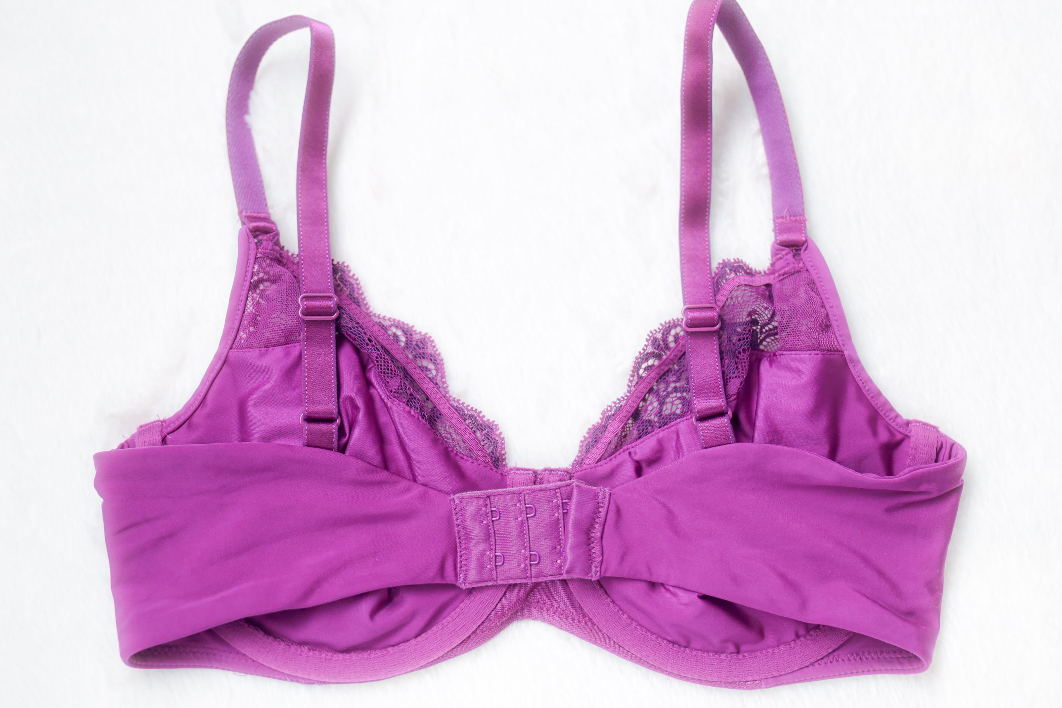 Wacoal 34D Lace Impression 855257 Unlined Satin Underwire Bra Purple