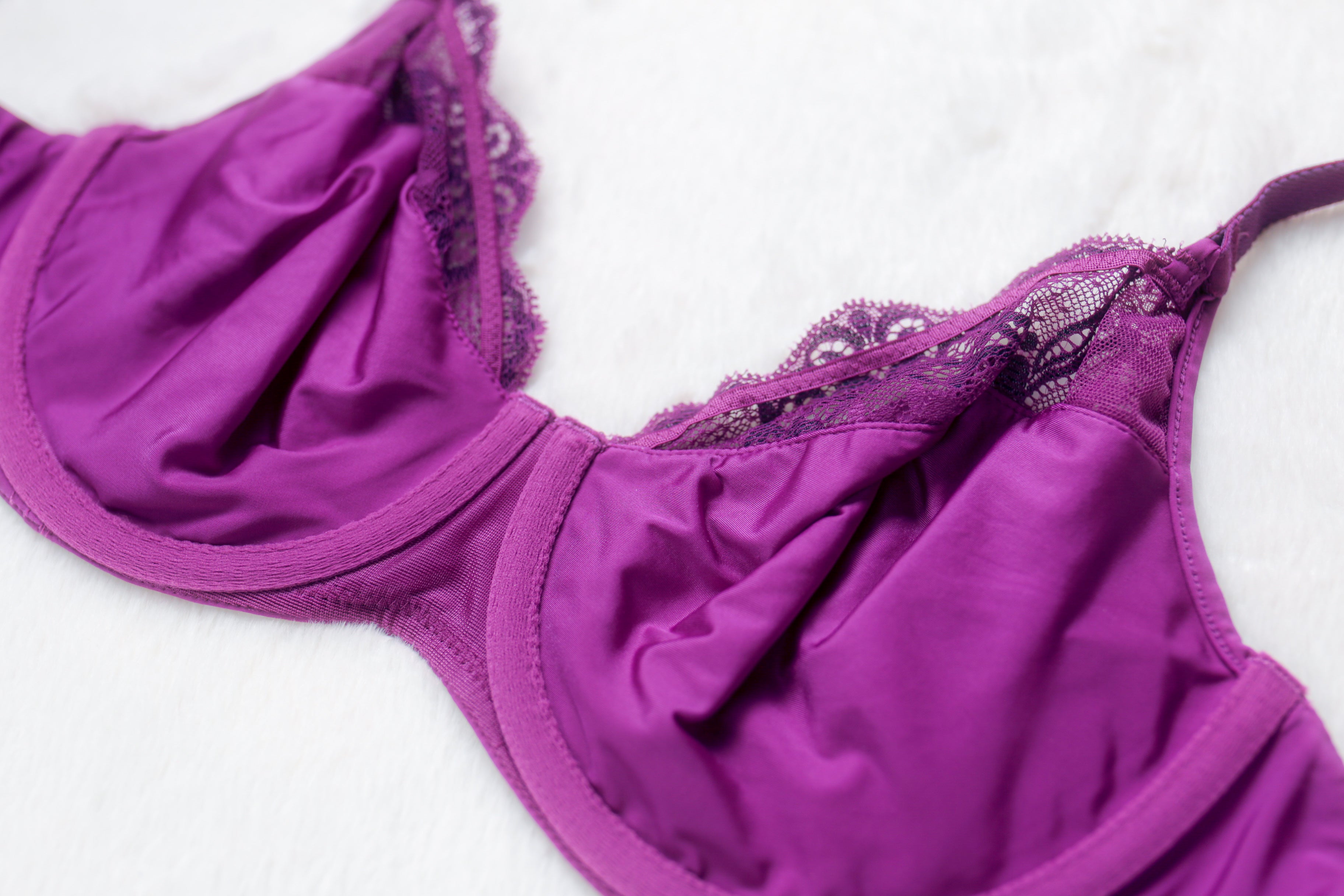 Wacoal 34D Lace Impression 855257 Unlined Satin Underwire Bra Purple