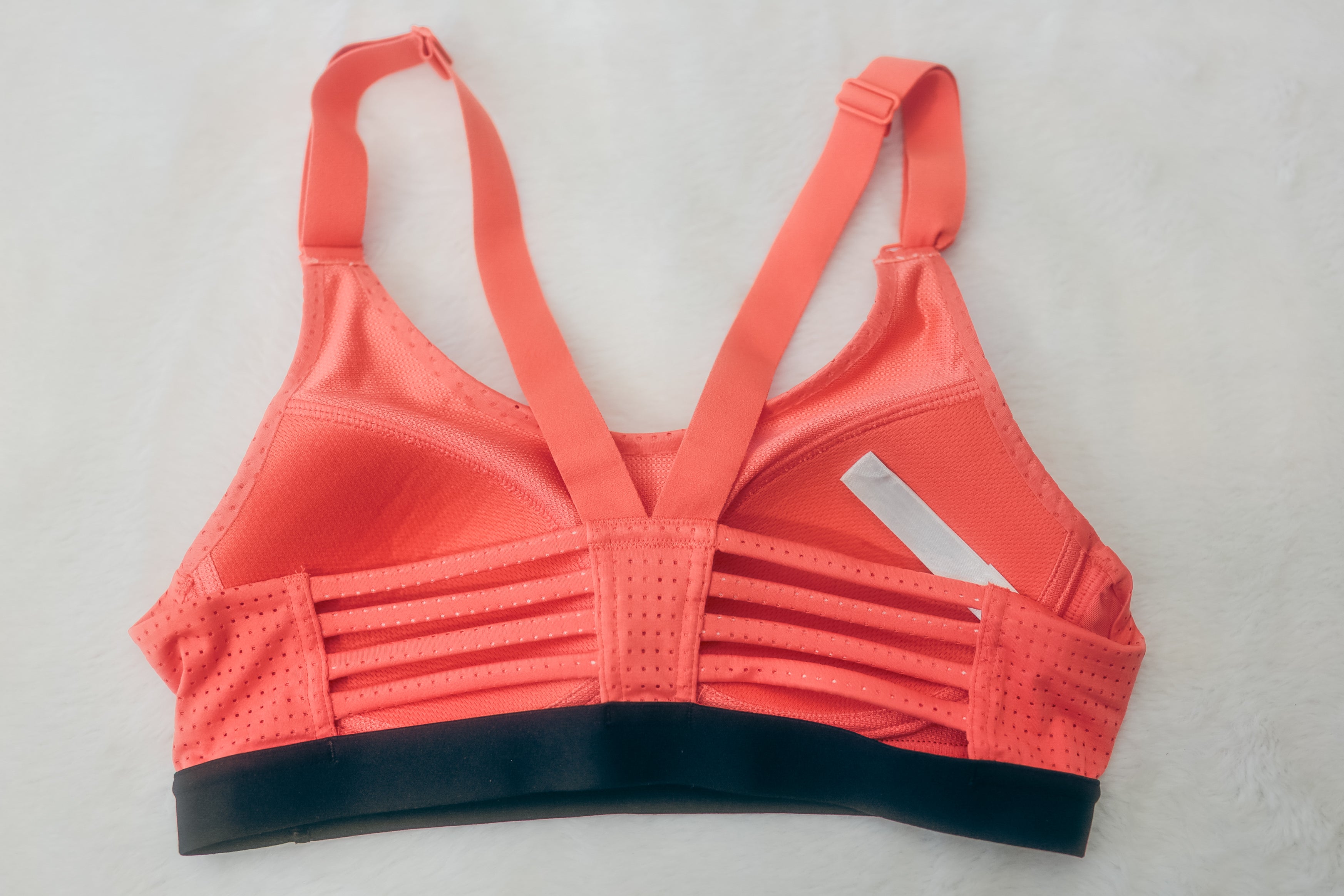 Victoria's Secret Sport 32A Medium-impact Pullover Sports Bra