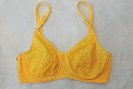 Maidenform 32D Sea Dream 1960s Vintage Unpadded Bra Yellow Lace