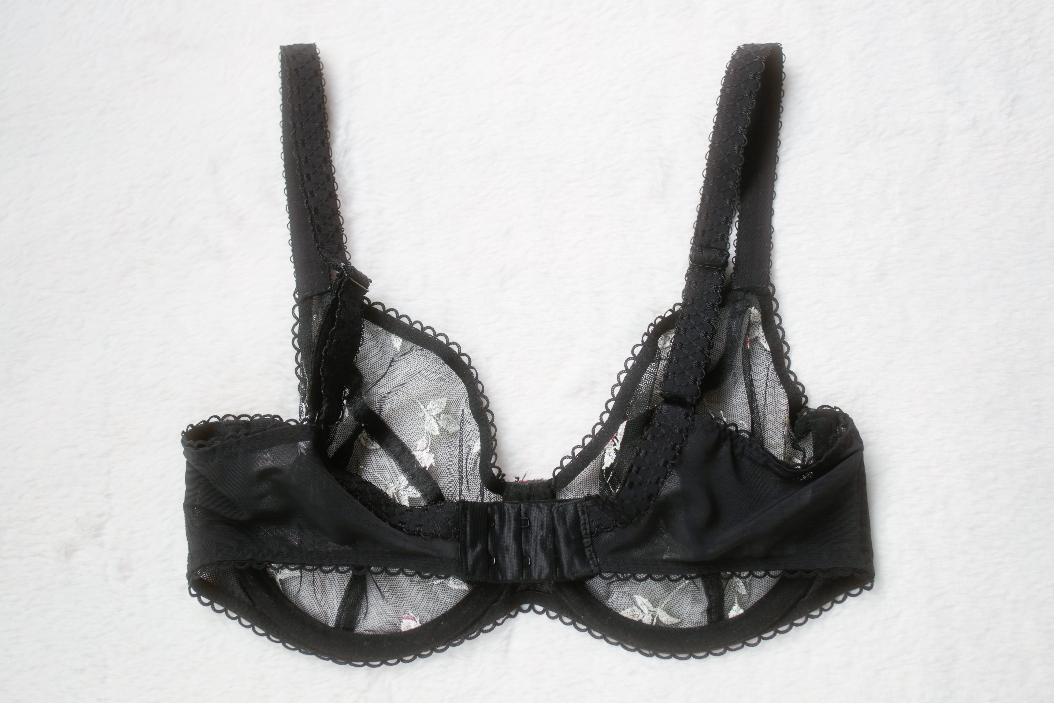 Freya US 32G UK 32F Rose Blossom Plunge Unlined Embroidered Mesh Bra AA402402 Black