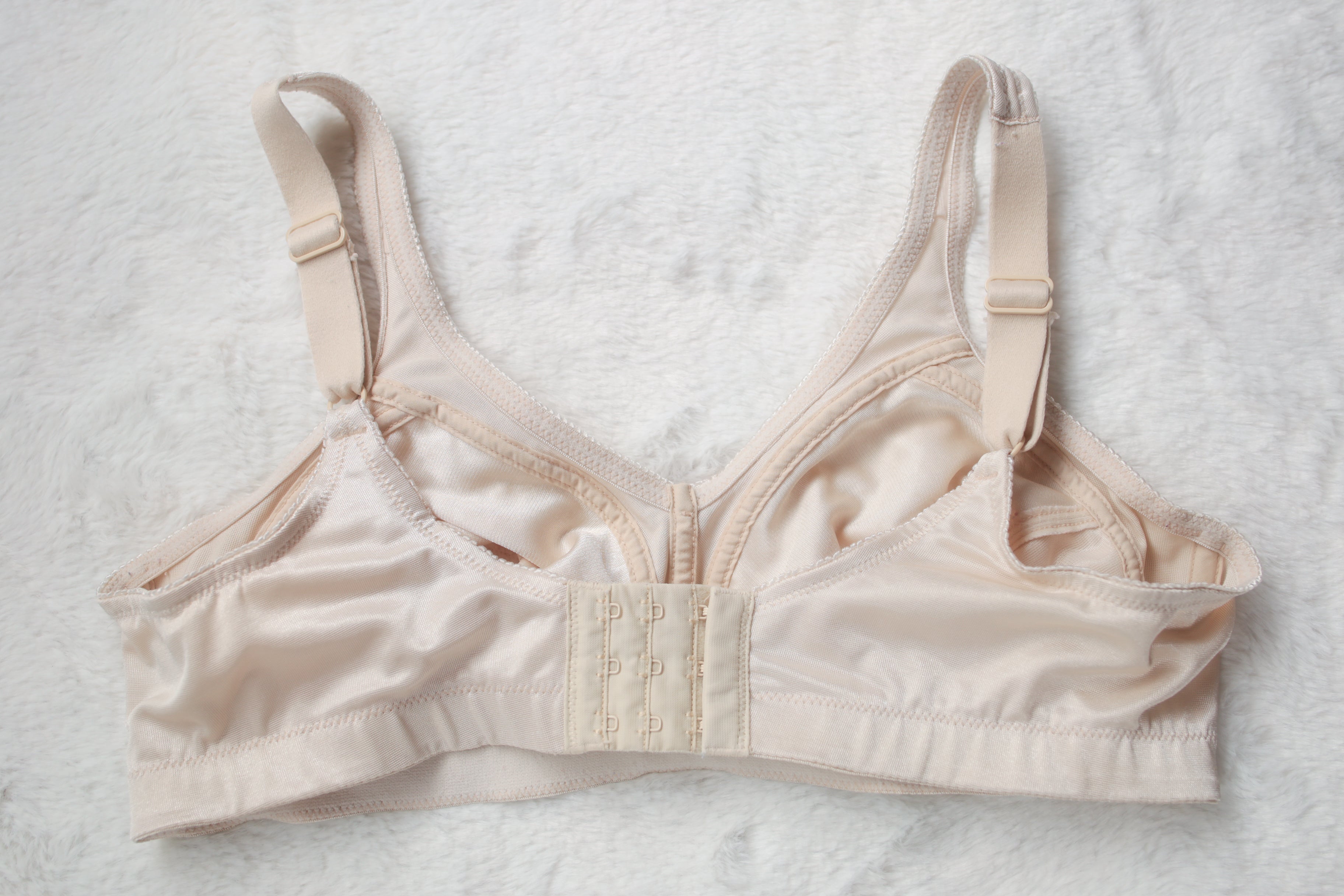 Underscore 36B Retro Full Coverage Wireless Satin Bra Beige