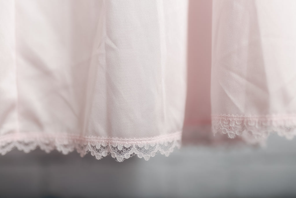 Henson Kickernick Vintage Semi-sheer Satin Lace Nightgown Large NEW