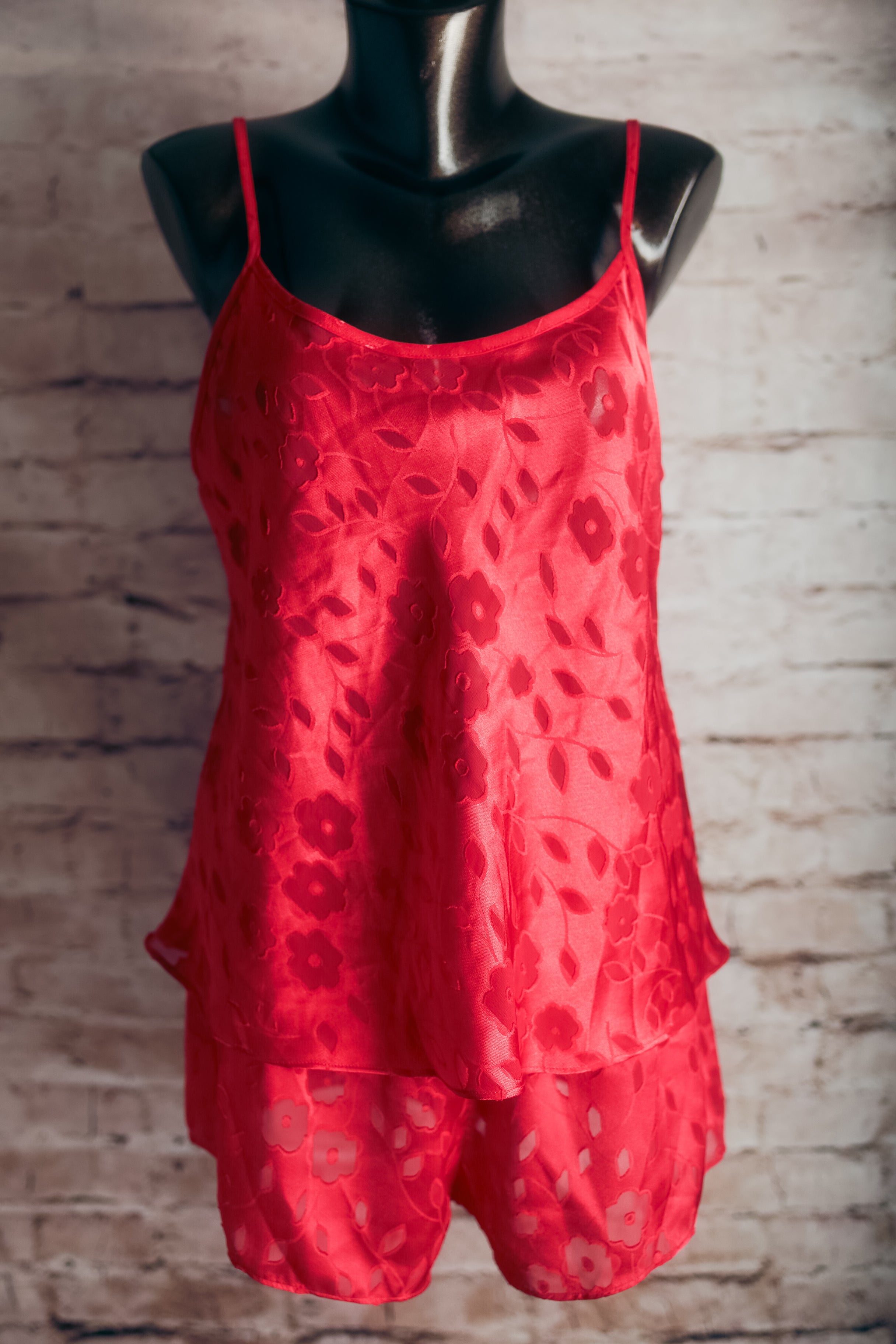 Cinema Etoile Vintage Chemise and Shorts Set Lingerie Large Red