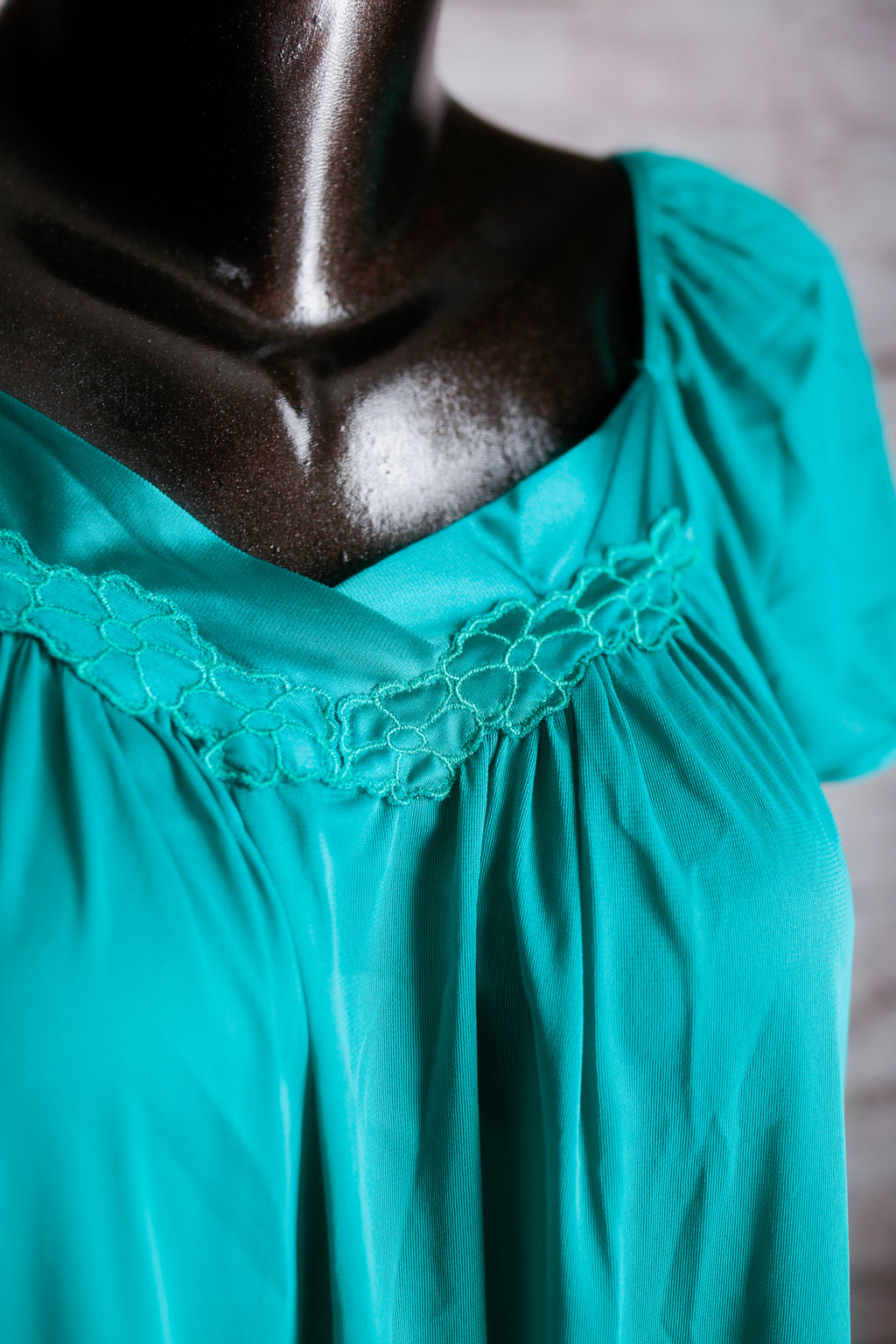 Vanity Fair Vintage Satin Embroidered Slip Peignoir Negligee Nightgown Small Emerald Green NEW