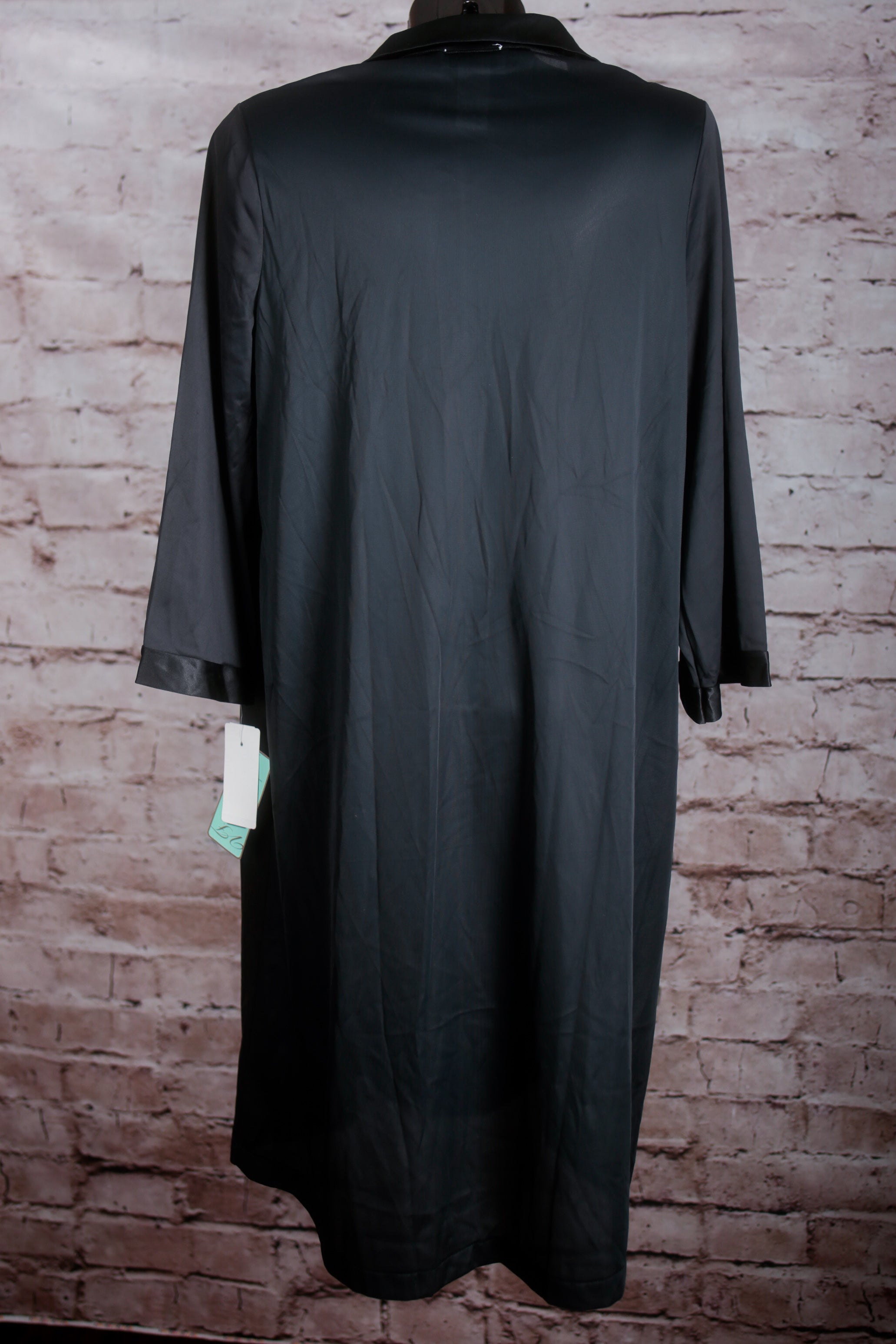 Vanity Fair Vintage Satin Embroidered Button Front Slip Peignoir Negligee Nightgown Small Black NEW