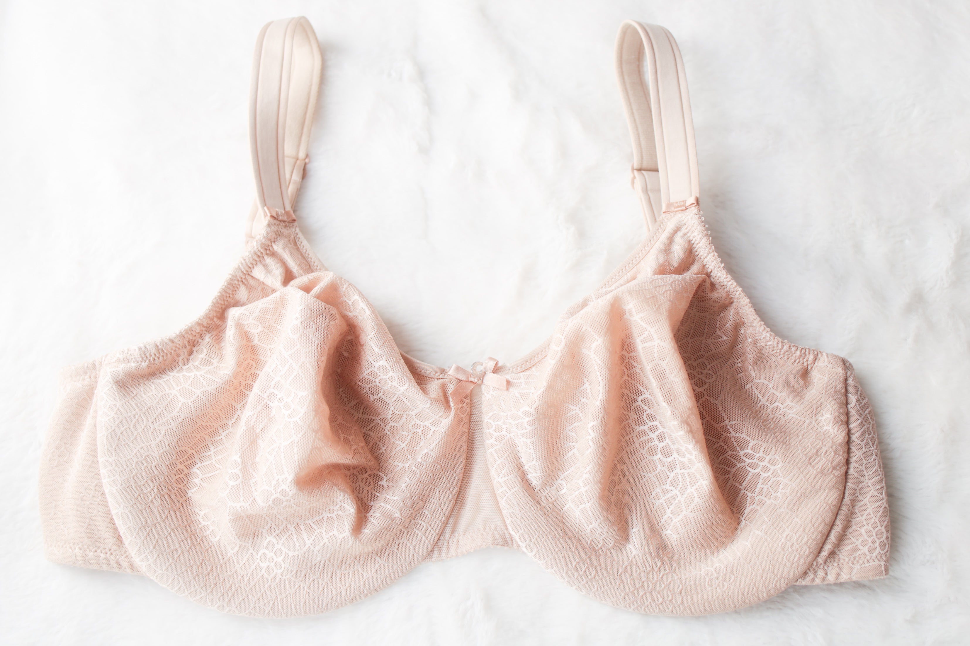 Chantelle 42D C Magnifique Minimizer Seamless Unlined Underwire Bra Beige