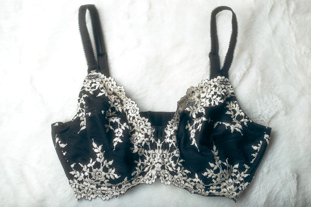 Wacoal 34DDD Embrace Lace 65191 Unlined Embroidered Underwire Bra Black