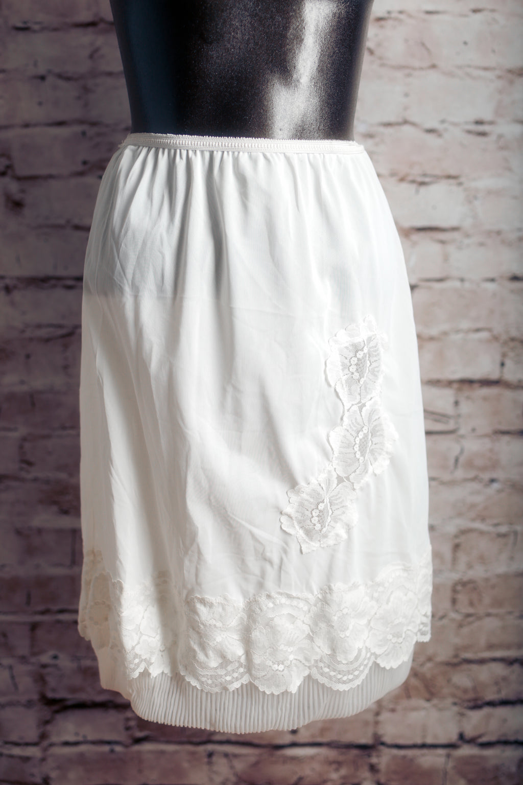 Vintage White Half Slip Lace and Pleated Mesh Hem USA-made Medium