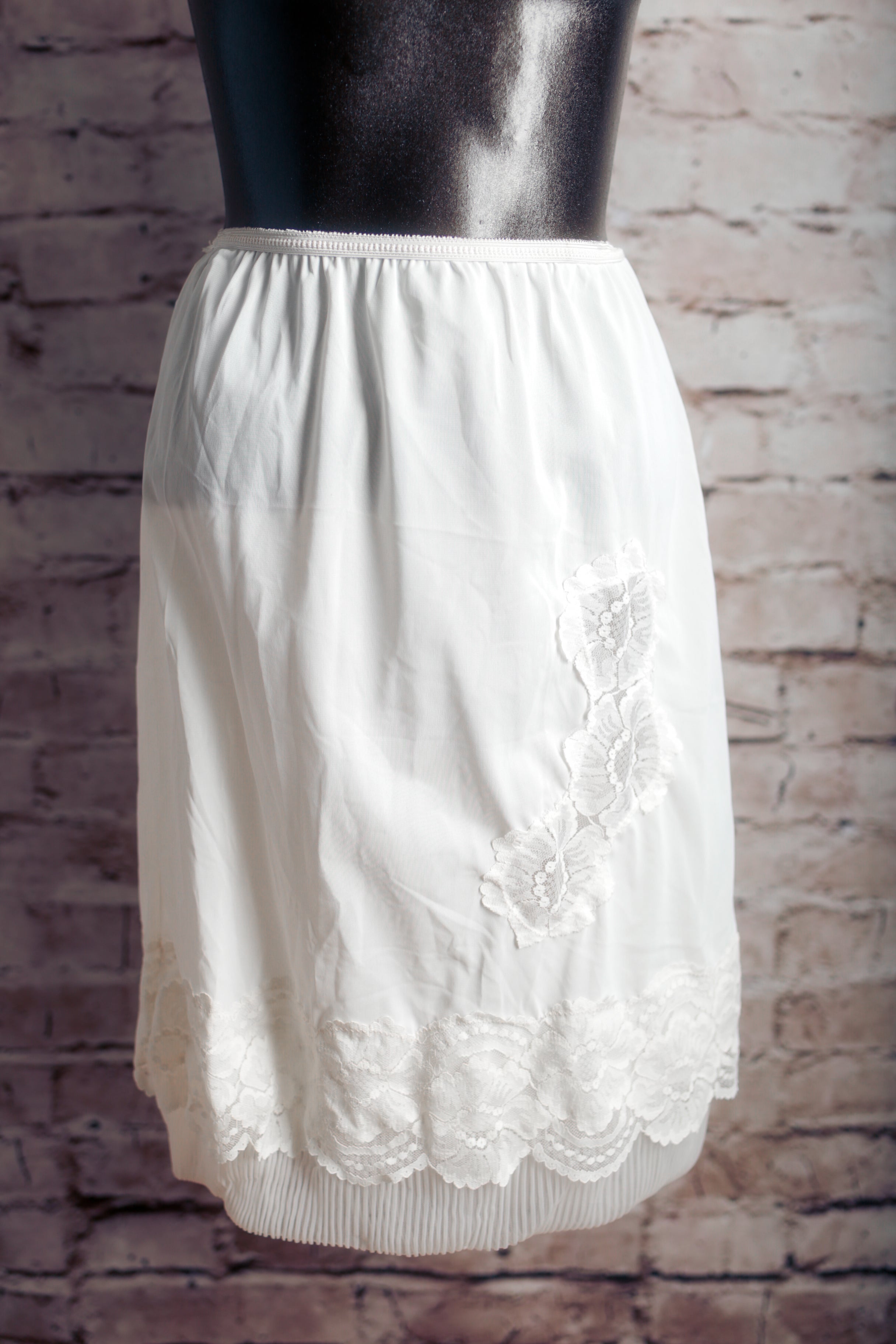 Vintage White Half Slip Lace and Pleated Mesh Hem USA-made Medium