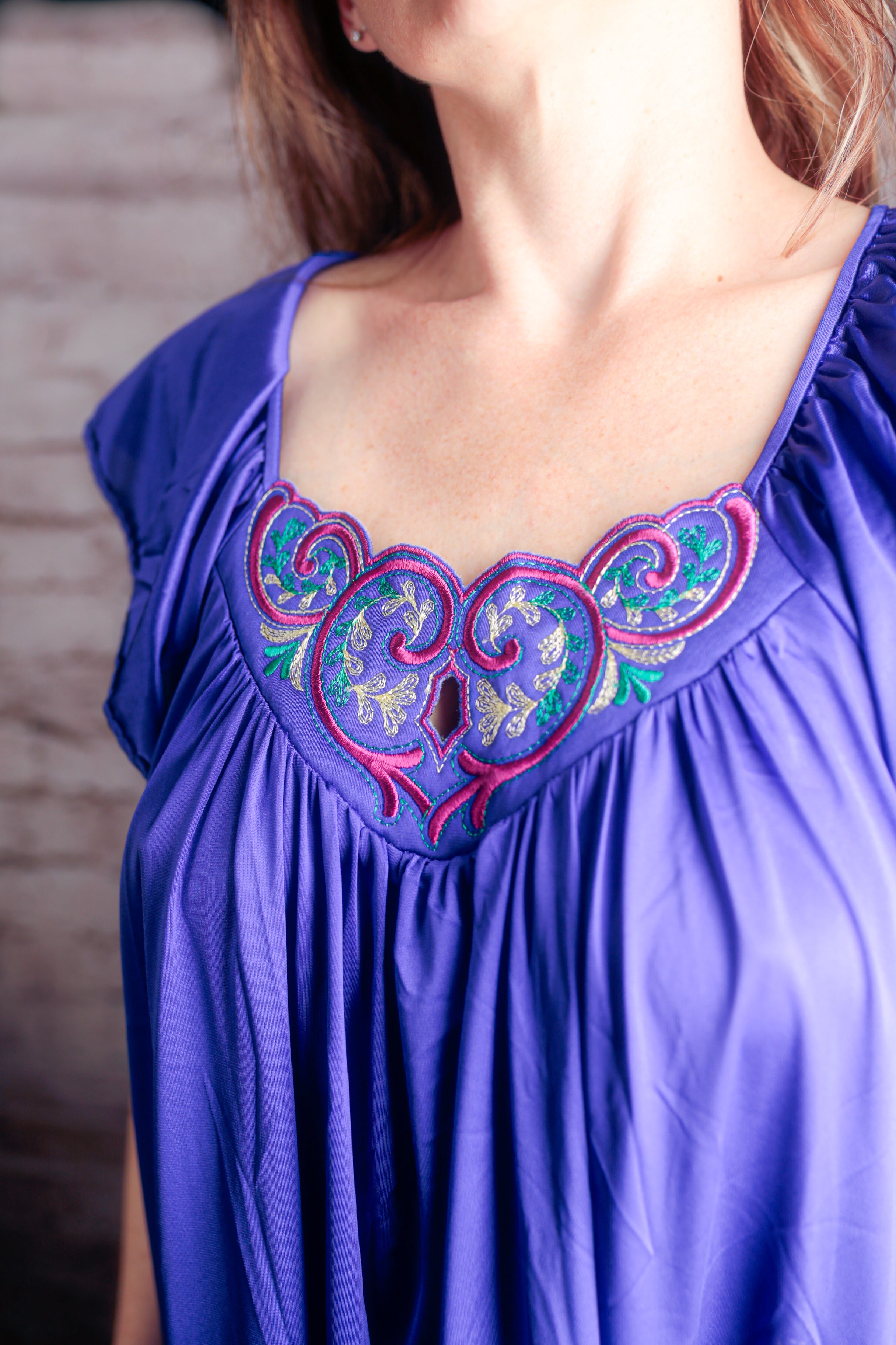 Vanity Fair Vintage Satin Embroidered Slip Peignoir Negligee Nightgown Large Purple NEW