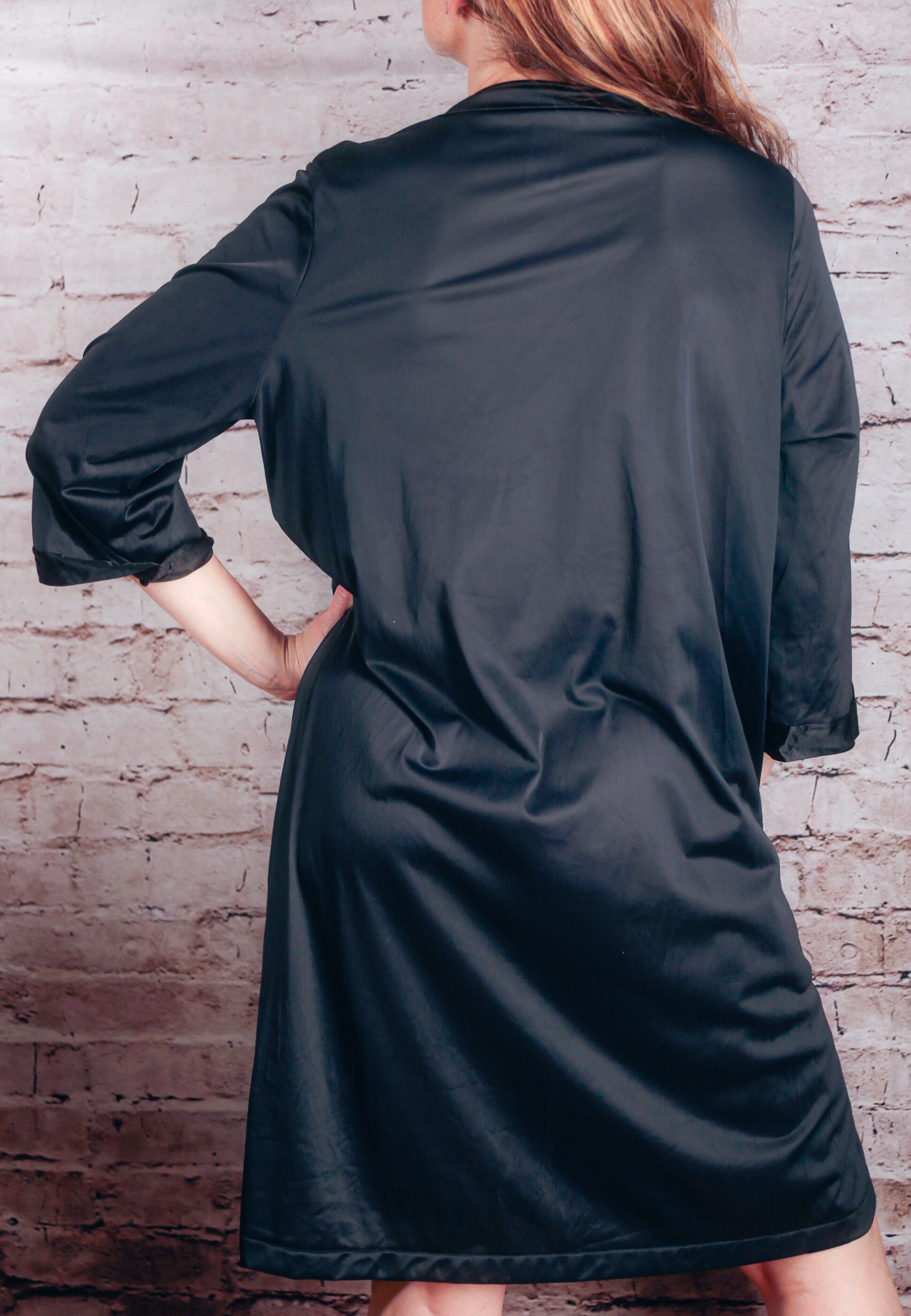 Vanity Fair Vintage Satin Embroidered Button Front Slip Peignoir Negligee Nightgown Medium Black