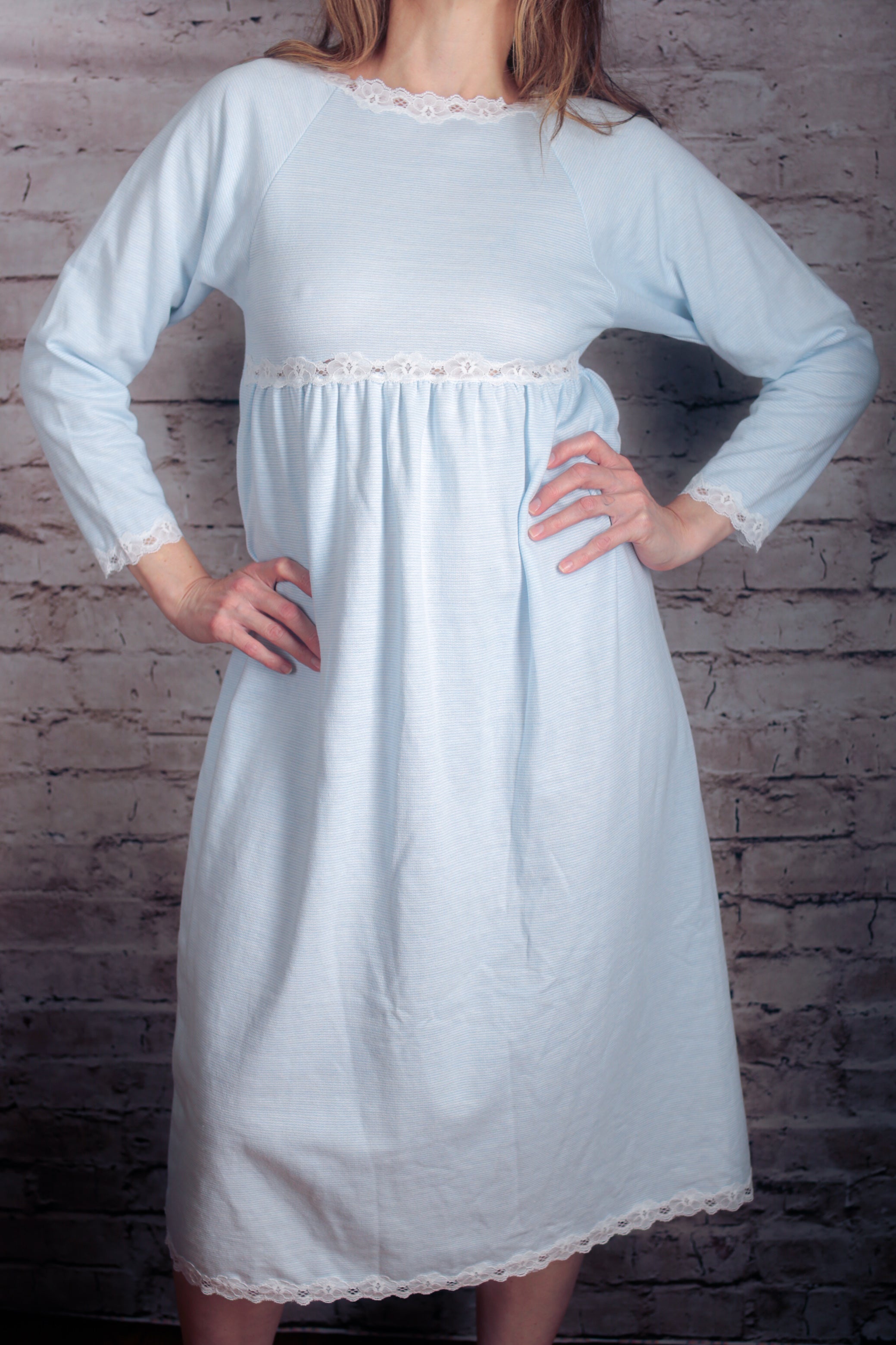 Papillon Paula Carbone Vintage Knit Super Soft Stretch Comfy Negligee Nightgown Petite Medium Blue