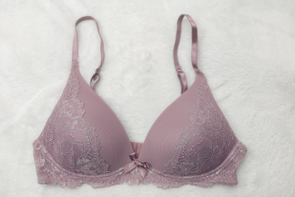 Hunkemoller 34B Wireless Molded Plunge Bra Lavender