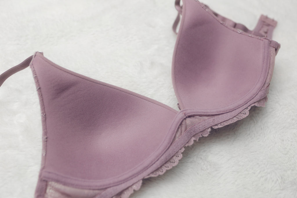 Hunkemoller 34B Wireless Molded Plunge Bra Lavender