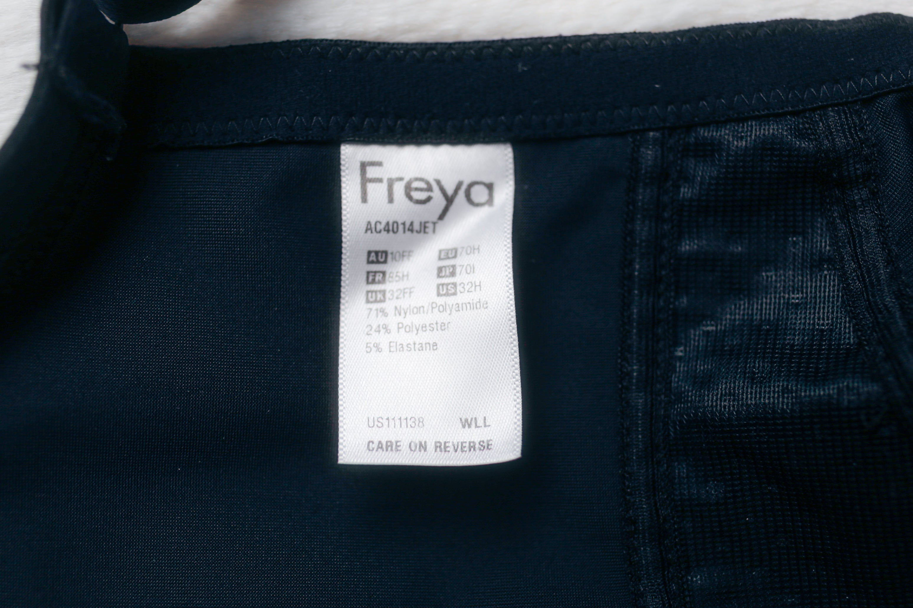 Freya US 32H UK 32FF Dynamic Breathable Wireless Sports Bra Black