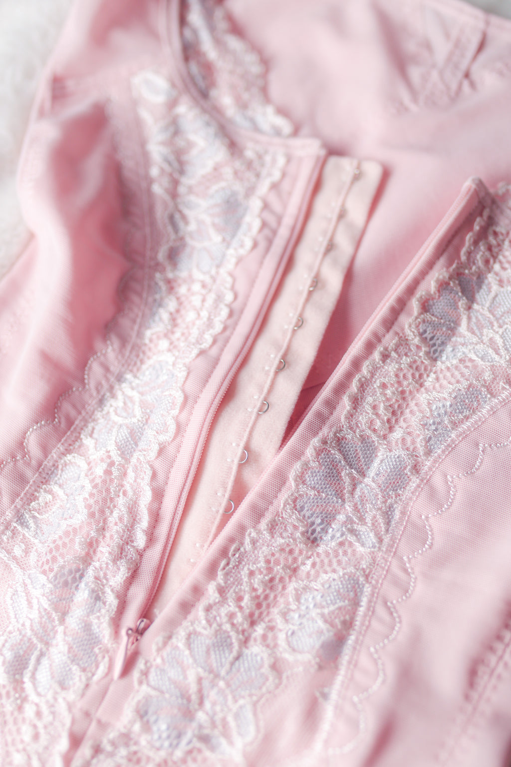Retro Coquette Open Bottom Underbust Shelf Quarter Cup Shaping Girdle Bodysuit Small Medium Pink