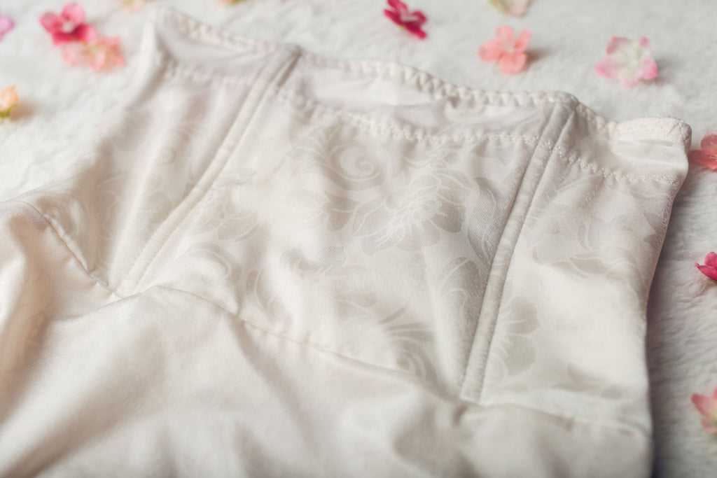 Jaclyn Smith Vintage Waist Cincher Shaper Panty Briefs Large Ivory Satin