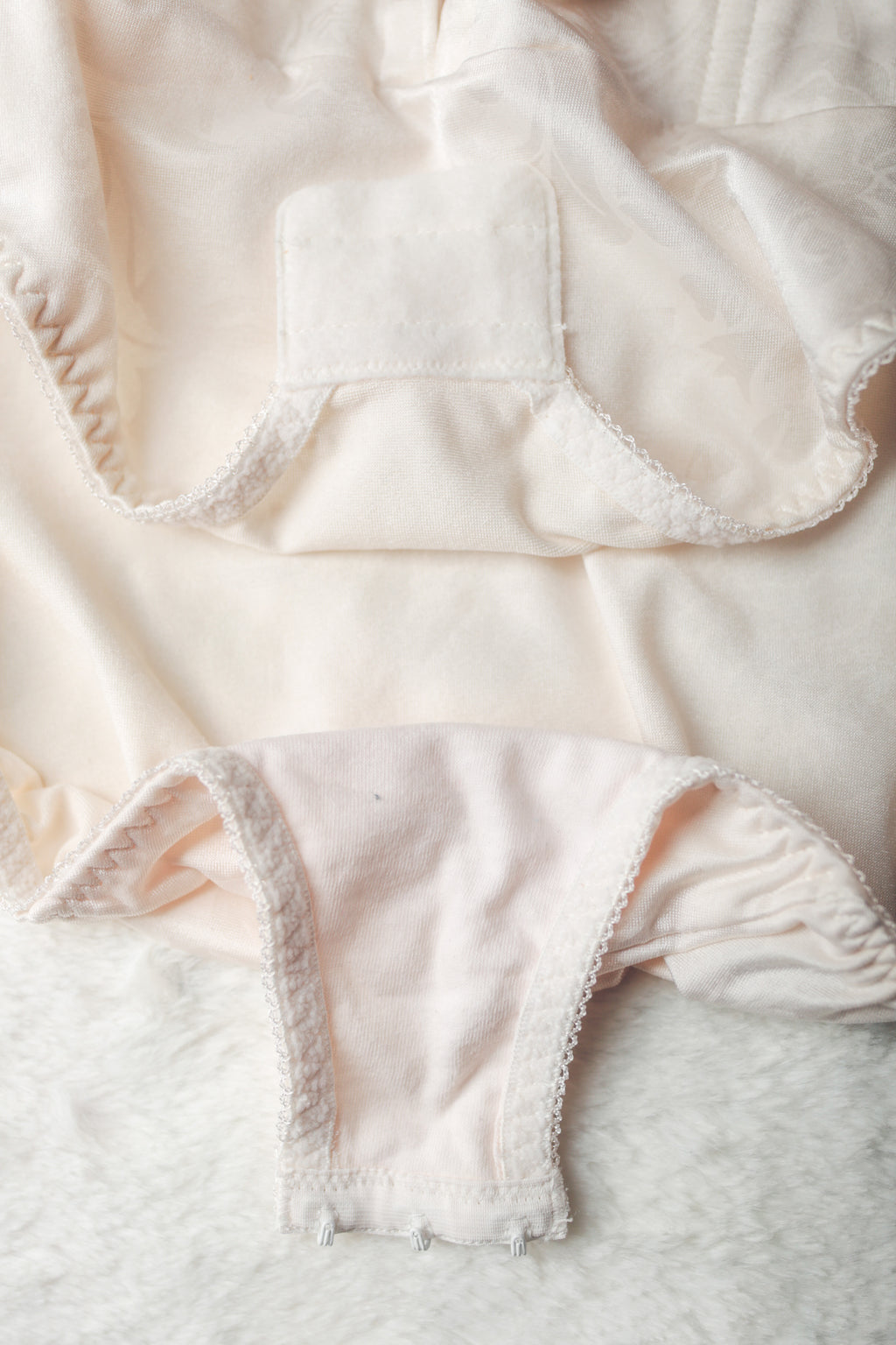 Jaclyn Smith Vintage Waist Cincher Shaper Panty Briefs Large Ivory Satin