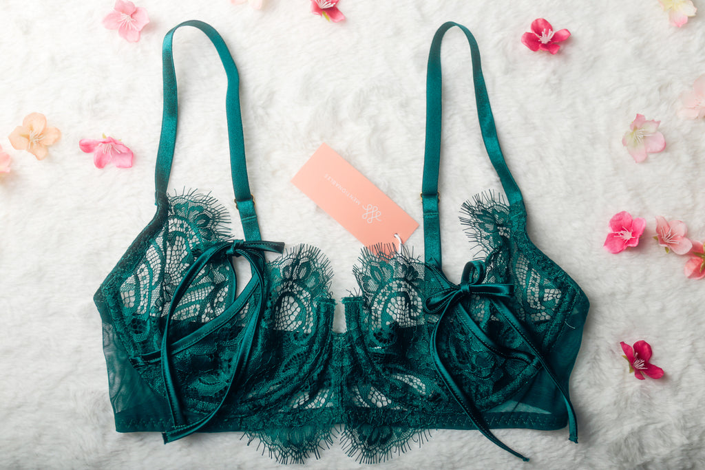 Mentionables Green Lace Open-cup Sexy Underwire Bra XS NEW