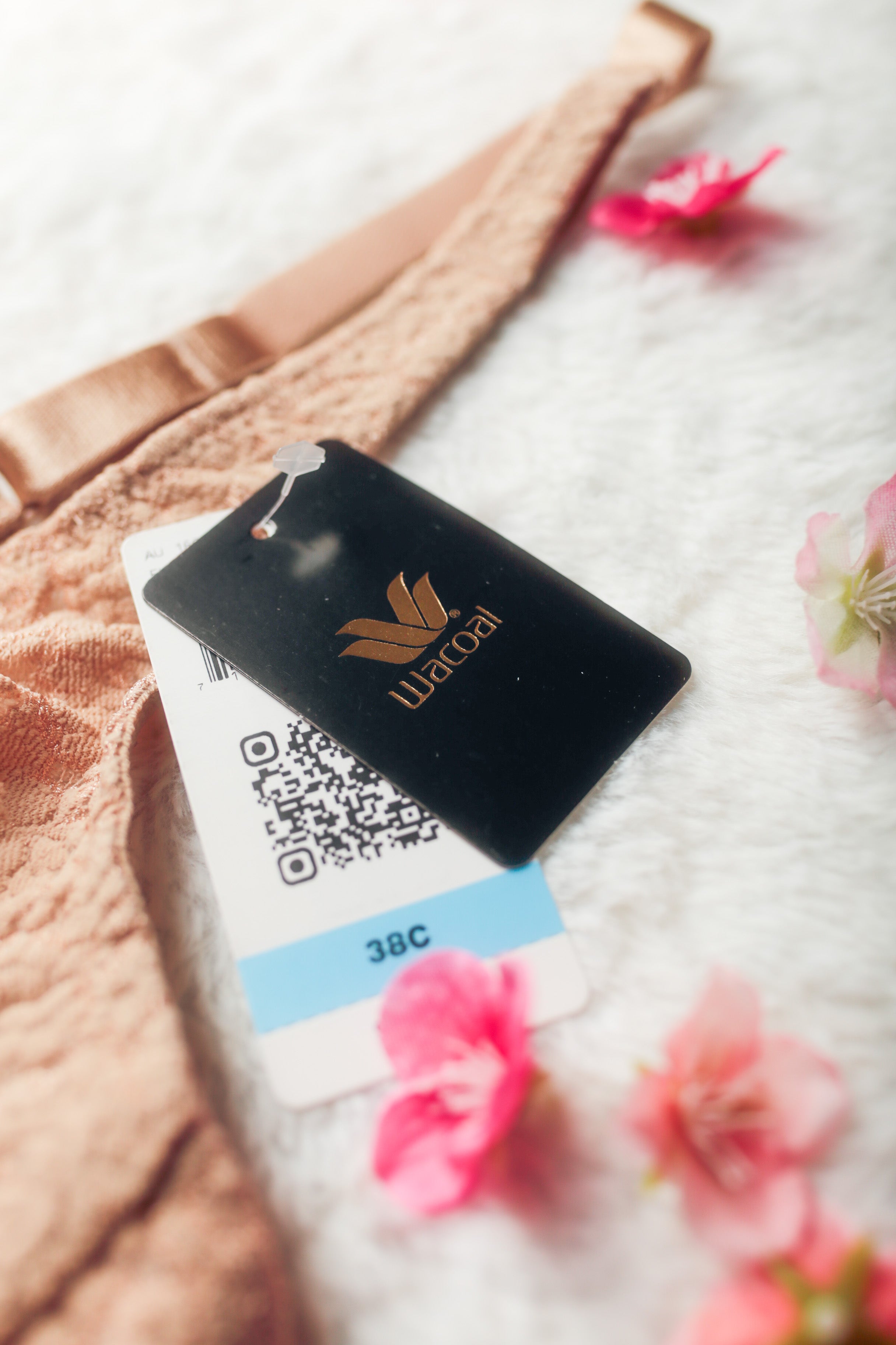 Wacoal 38C Halo Lace 65547 Full Coverage Underwire Bra Beige NEW