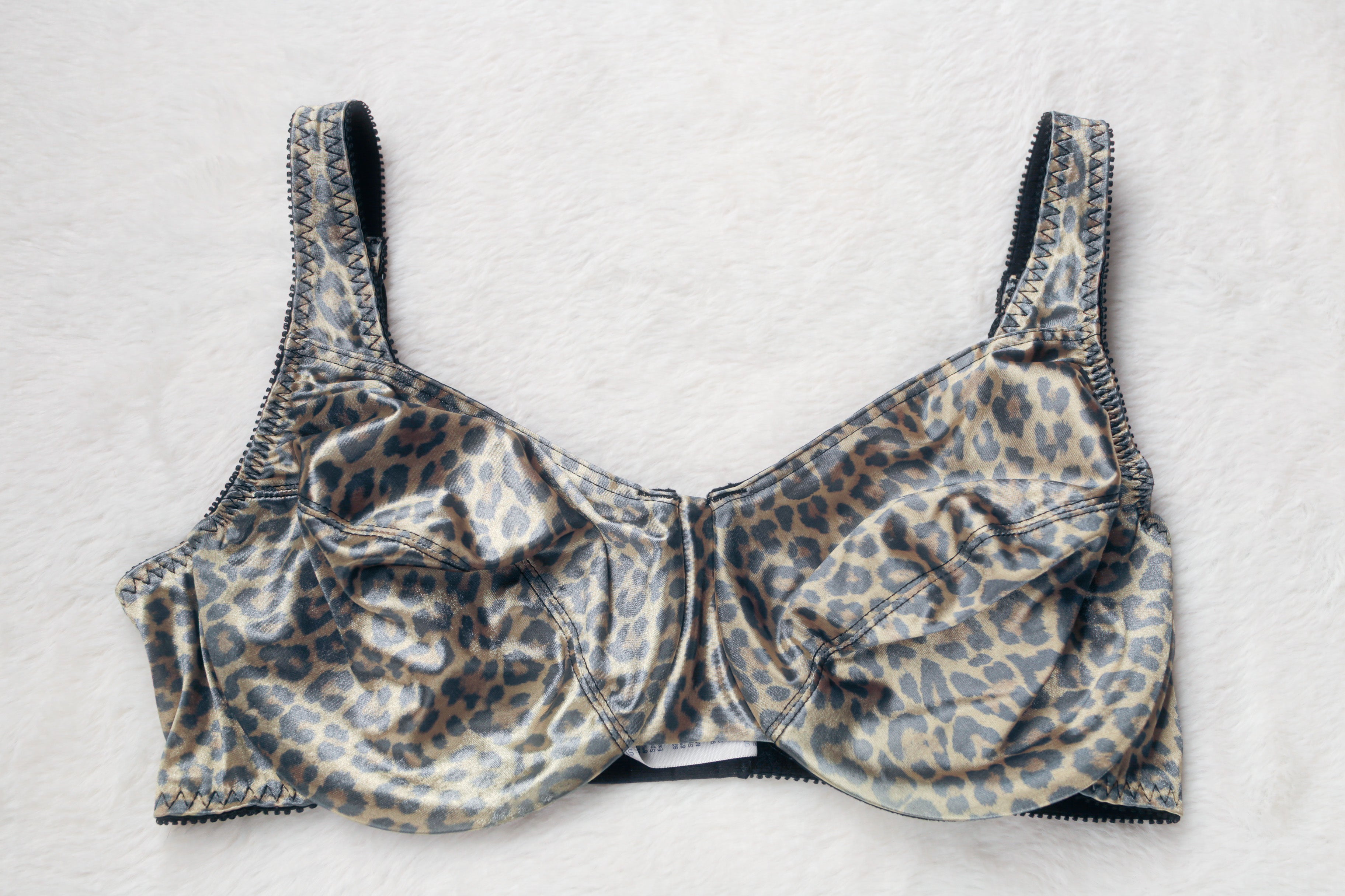 Vassarette 36D Full Coverage Unlined Retro Satin Underwire Bra Animal 75-444