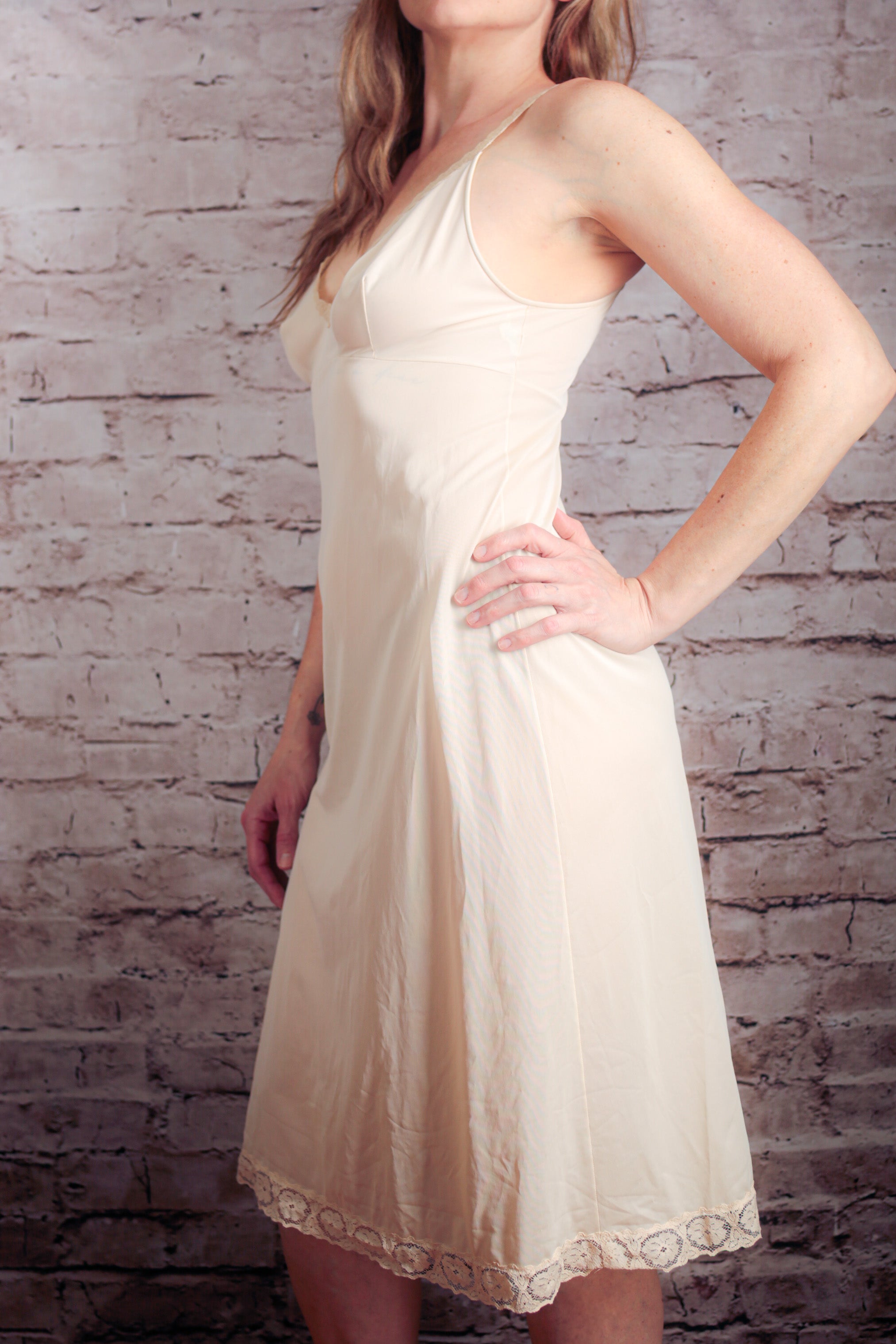 Vanity Fair Vintage Satin Lace Full Slip 34 TT Ivory USA-made