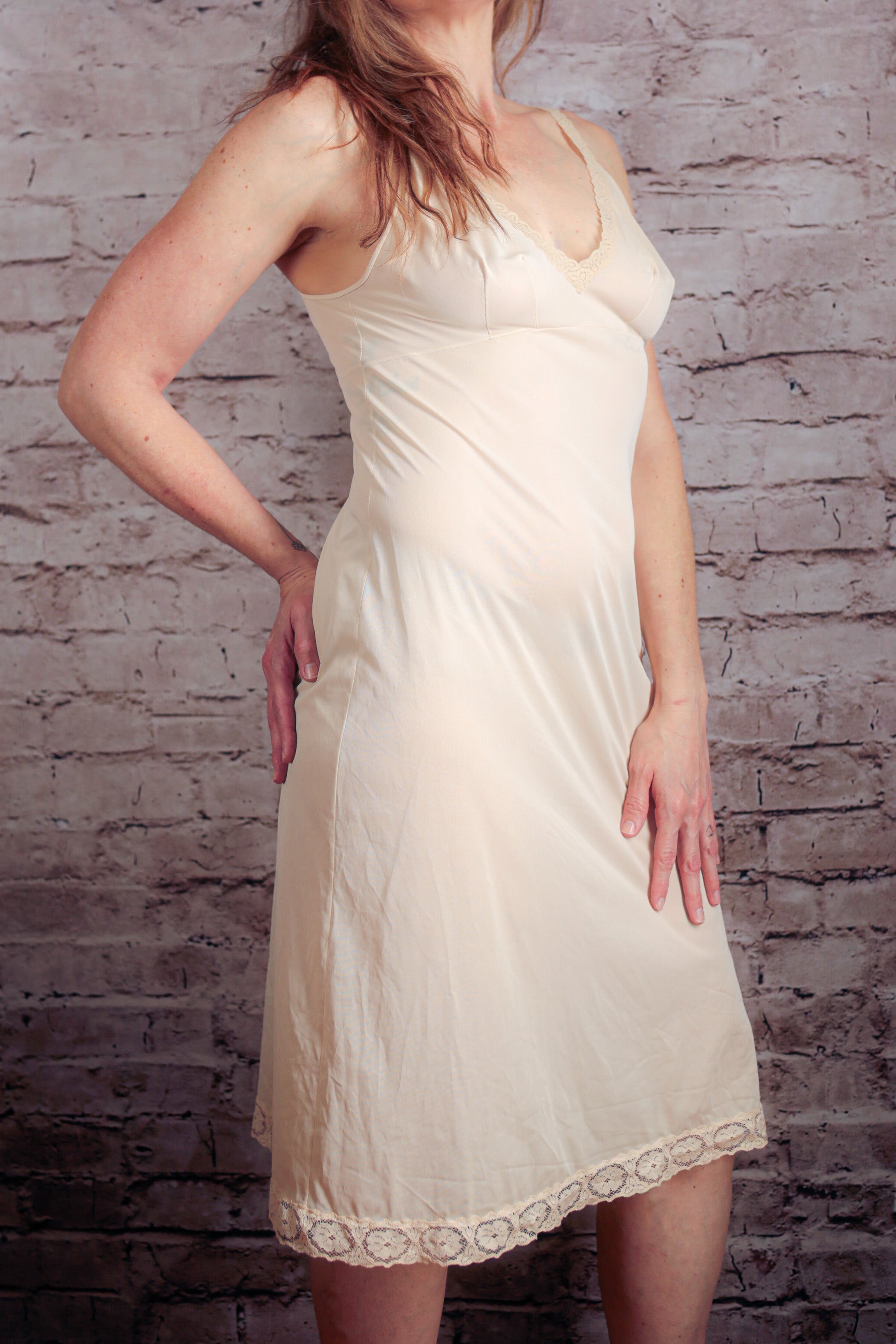 Vanity Fair Vintage Satin Lace Full Slip 34 TT Ivory USA-made