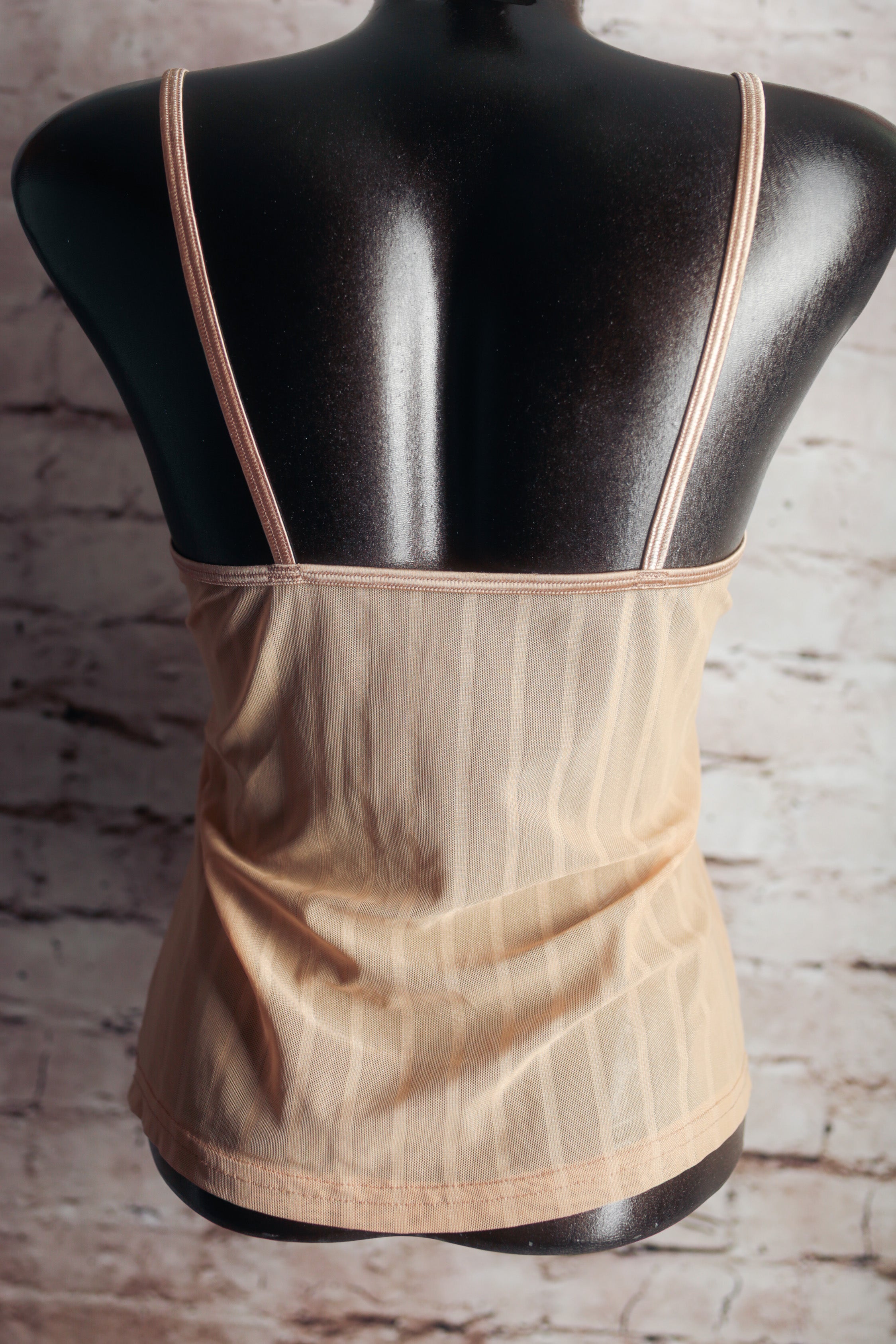 Warner's Vintage Naked Truth Sheer Mesh Breathable Cami Medium