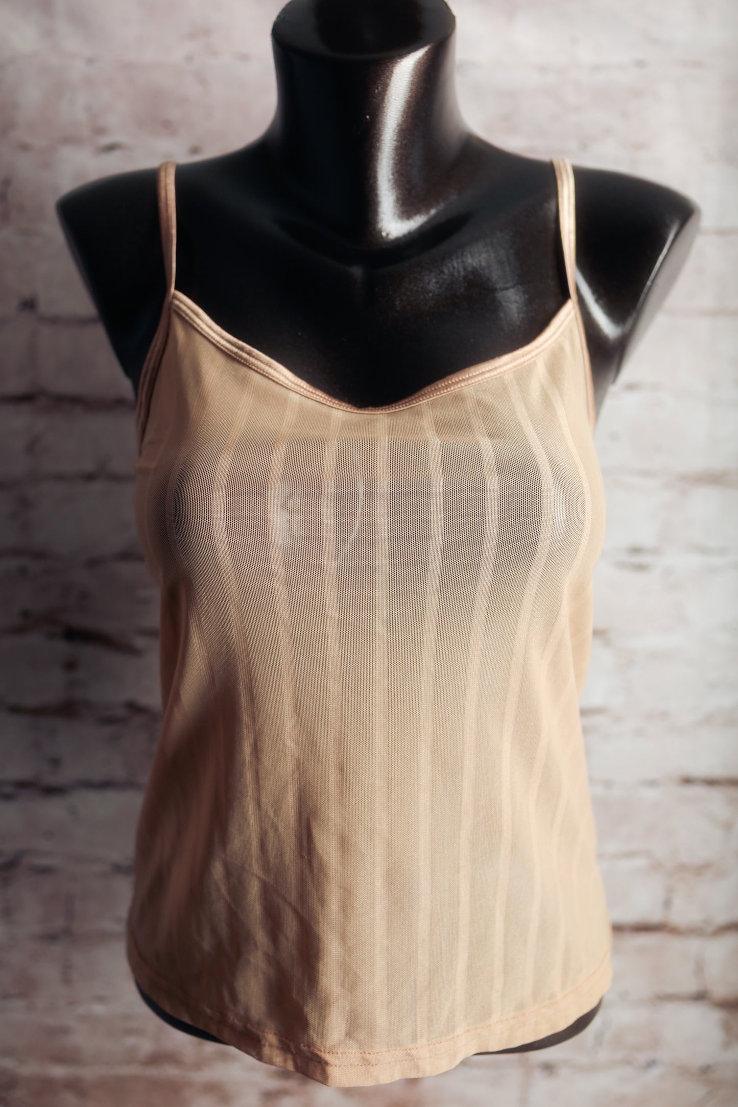 Warner's Vintage Naked Truth Sheer Mesh Breathable Cami Medium