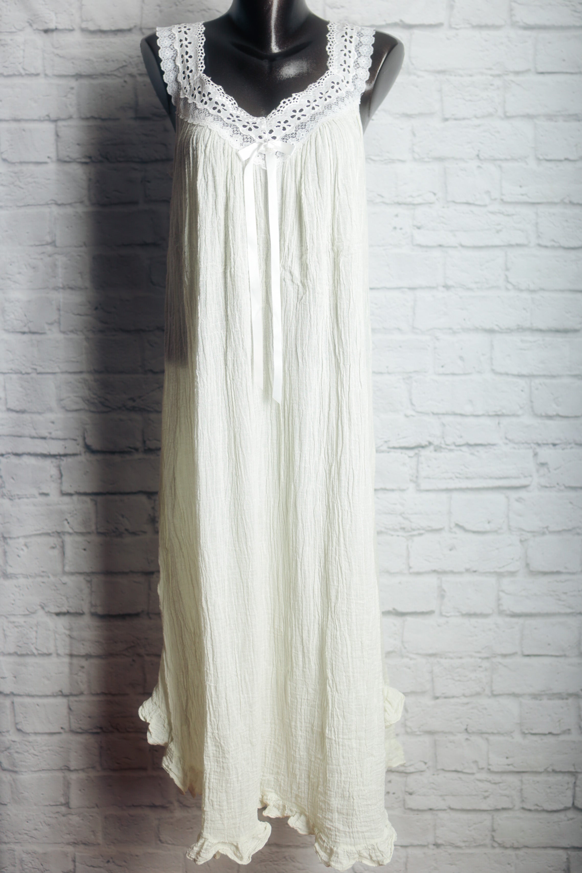 Victoria's Secret Y2K Heart Label Ivory 100% Cotton Nightgown Medium