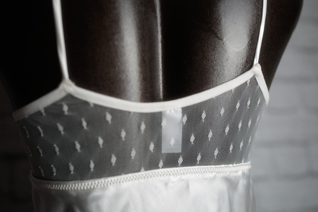 Flora Nikrooz Stella Charmeuse Long Nightgown Small NEW