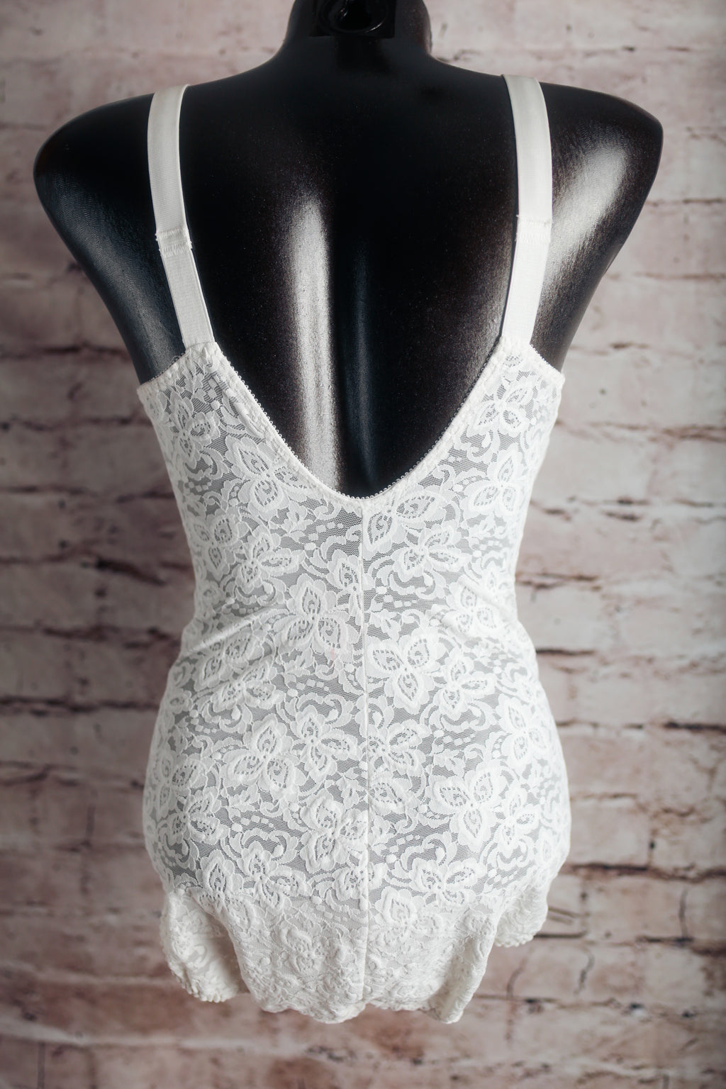 Bali Vintage Unlined Lace Underwire Slimmer Teddy Lingerie White 36D