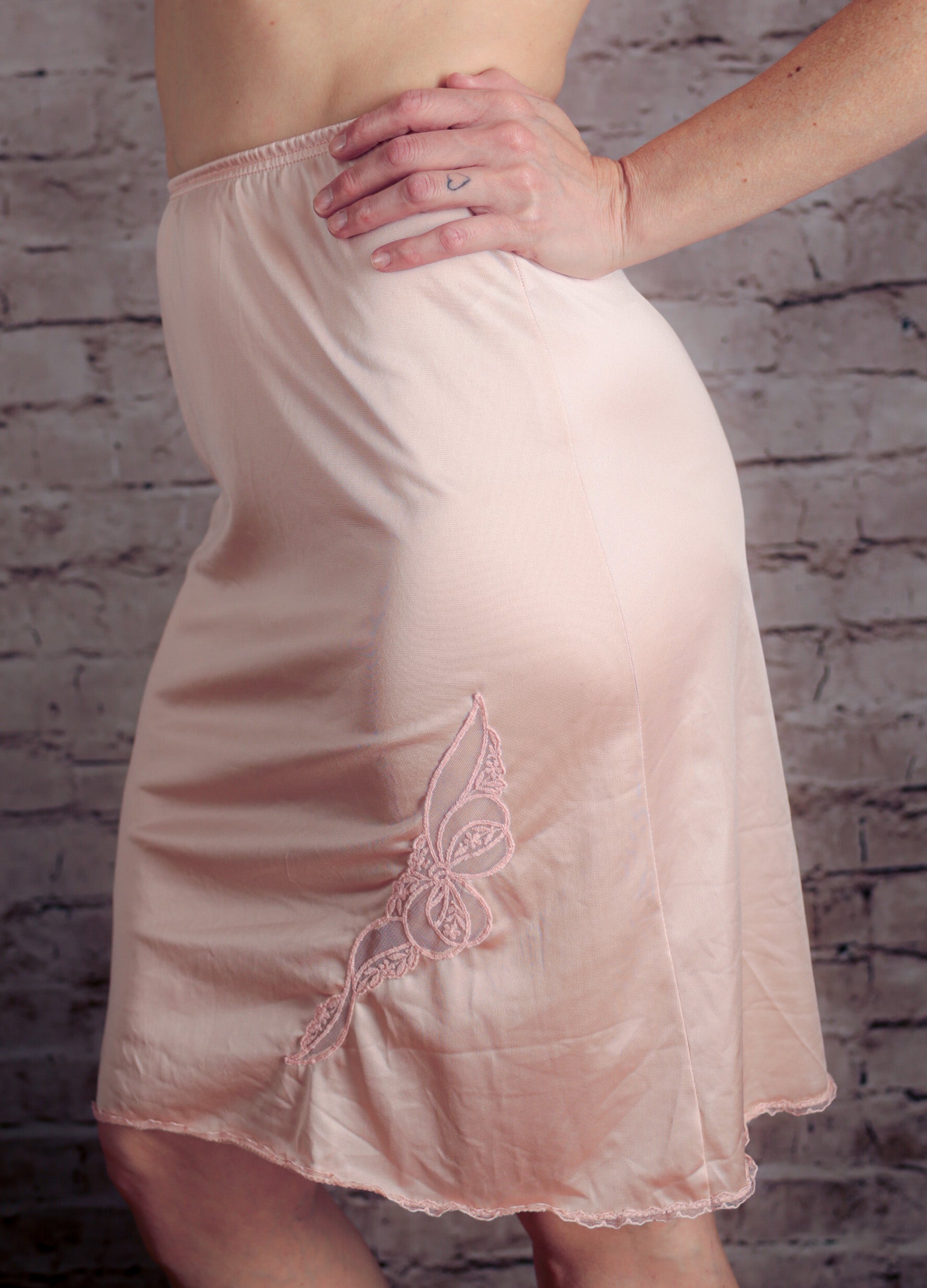 Vanity Fair Vintage Satin Lace Half Slip Skirt Petite Pink Large USA-made